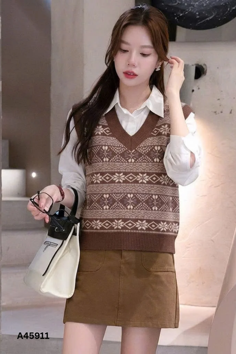 Áo gile len nâu họa tiết