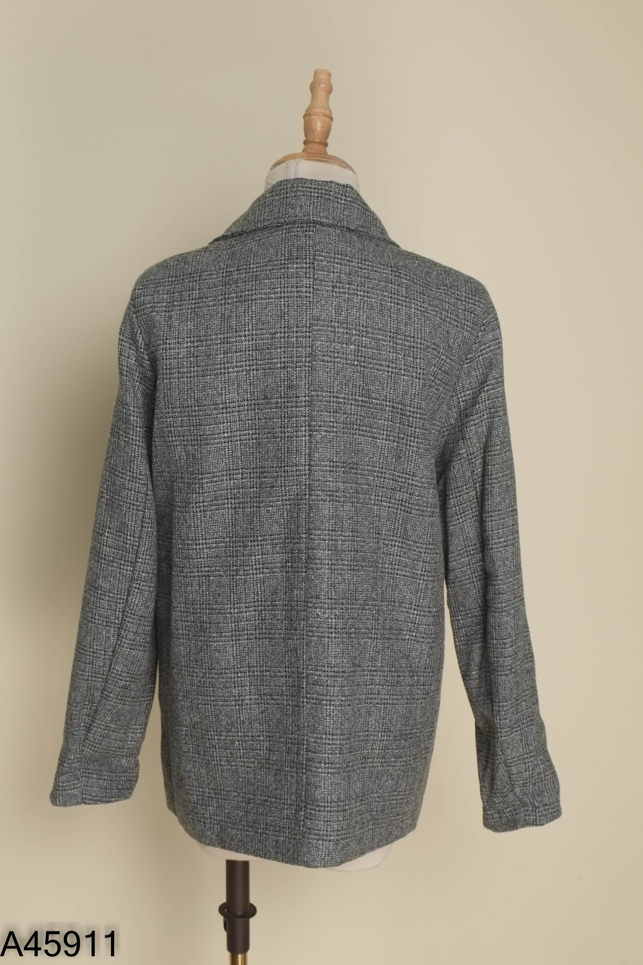 Áo khoác vest xám kẻ caro