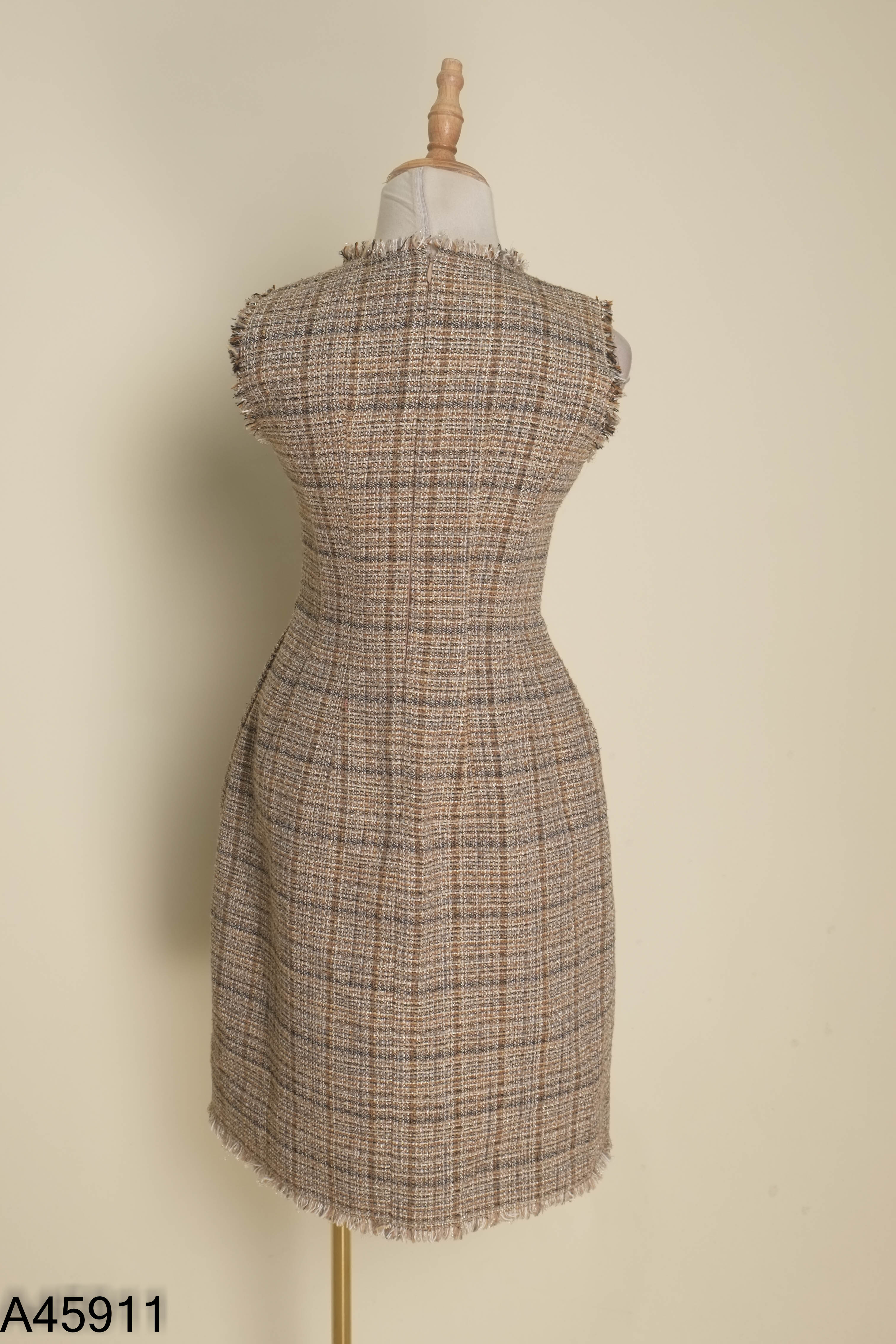 Váy FORMAT dạ tweed nâu ánh nhũ