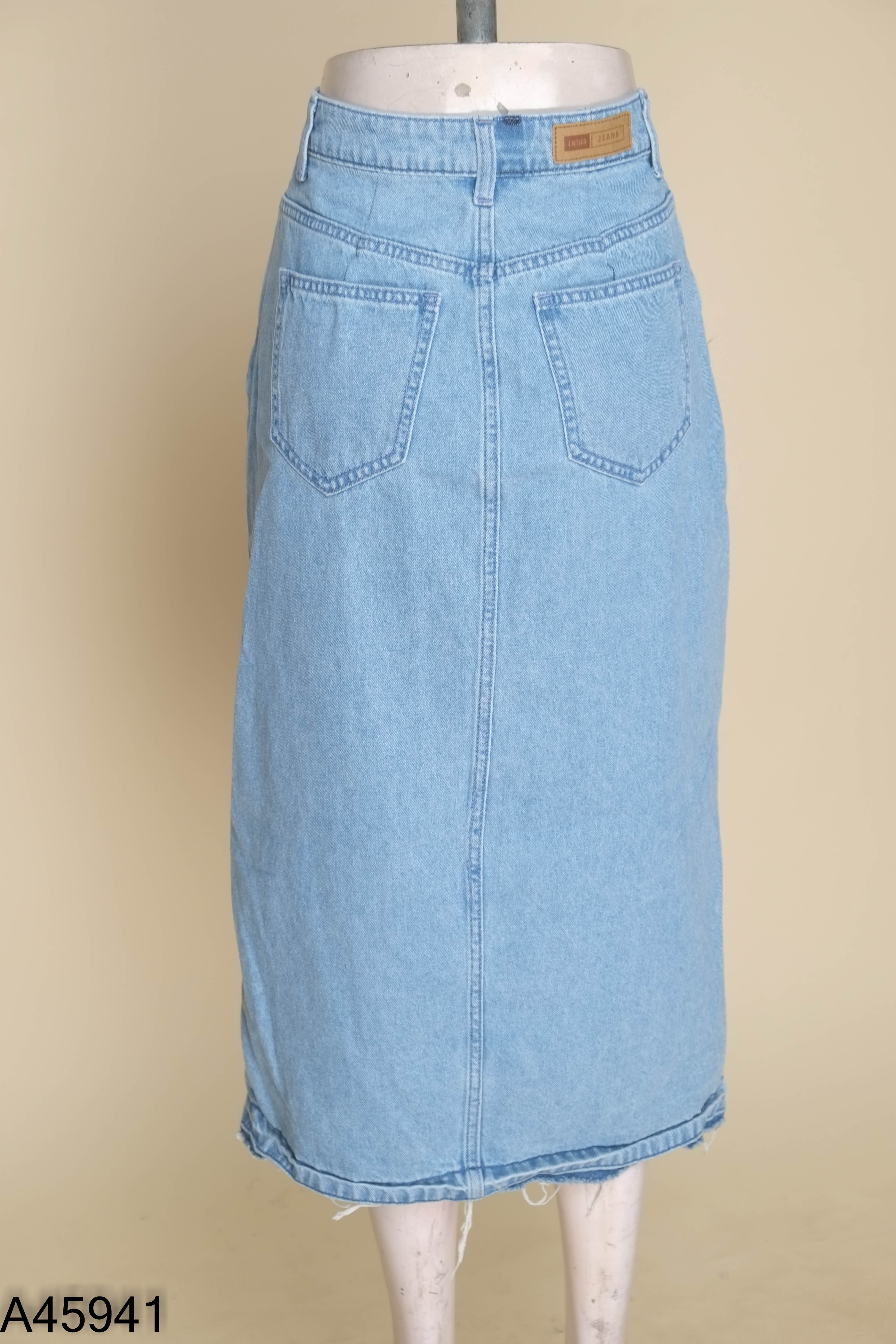 Chân váy CANIFA jeans xanh xẻ