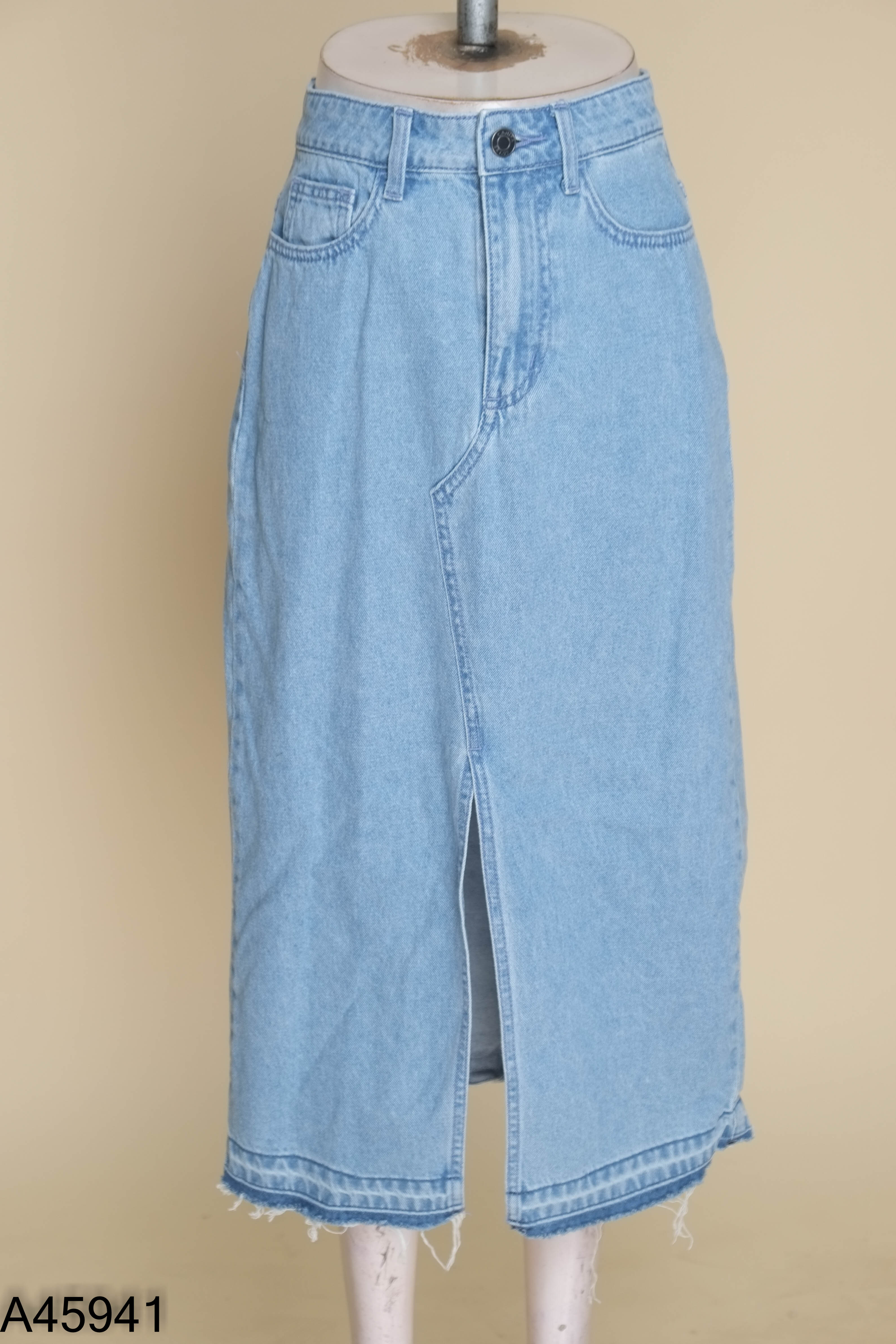 Chân váy CANIFA jeans xanh xẻ