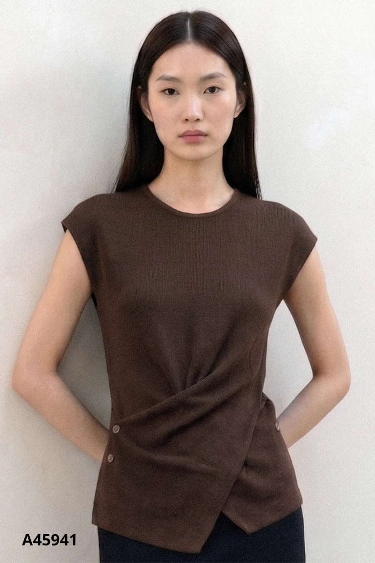 Áo len nâu phối