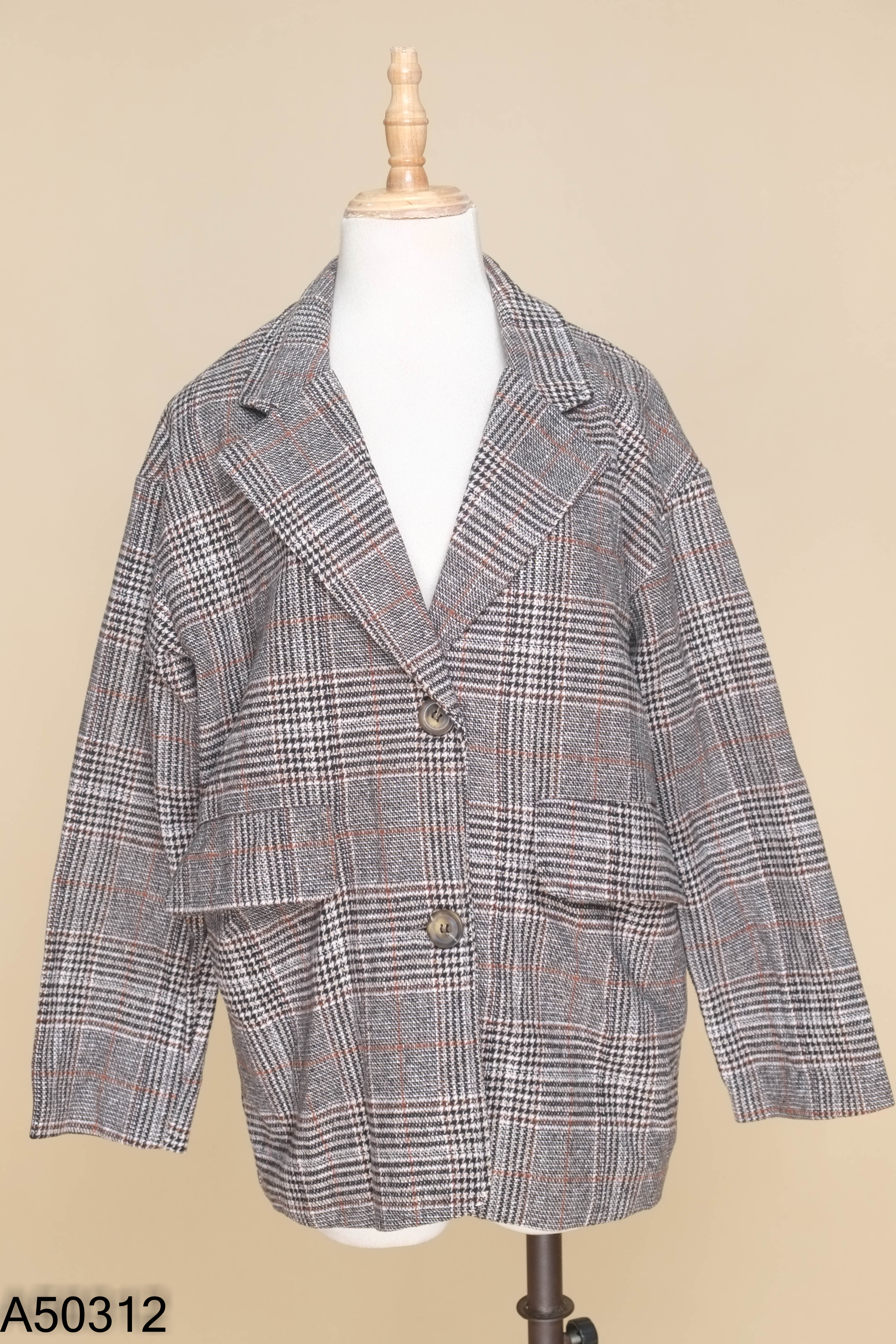 Áo khoác blazers dạ đen kẻ trắng nâu