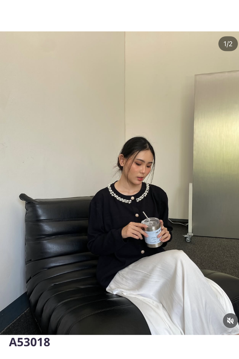 Áo cardigans đen đính ngọc