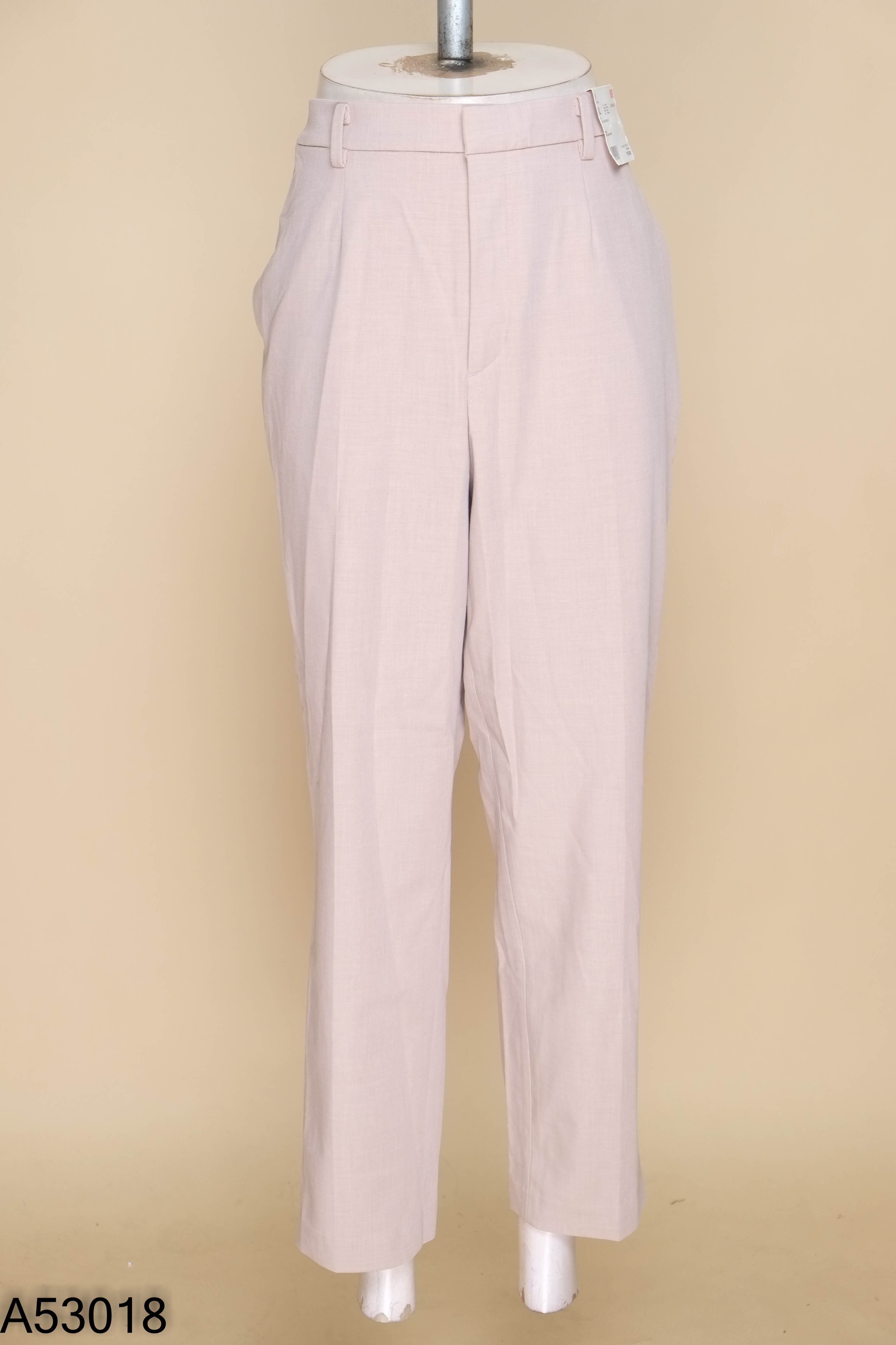 Quần UNIQLO hồng