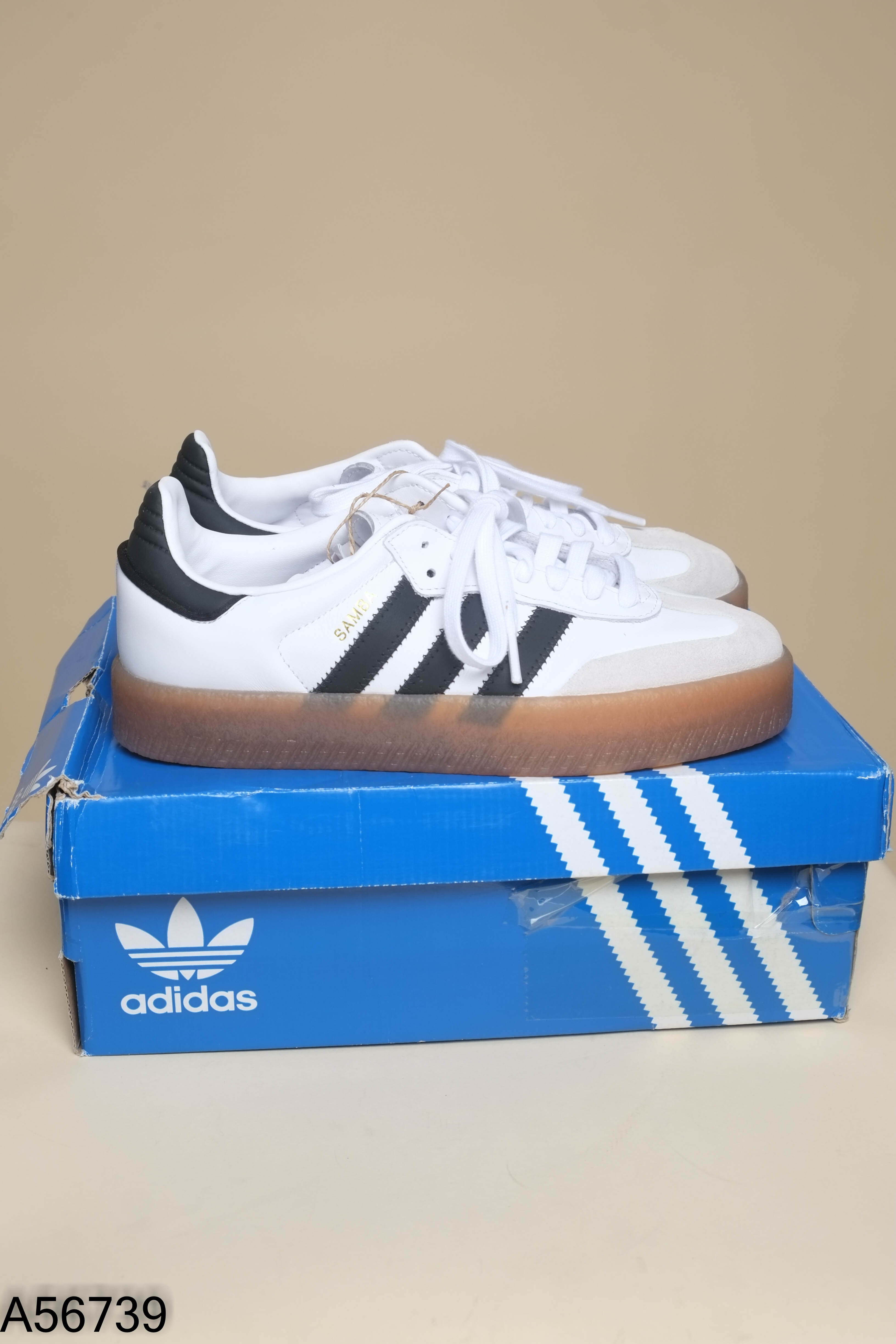 A5673910095-Giay ADIDAS trắng