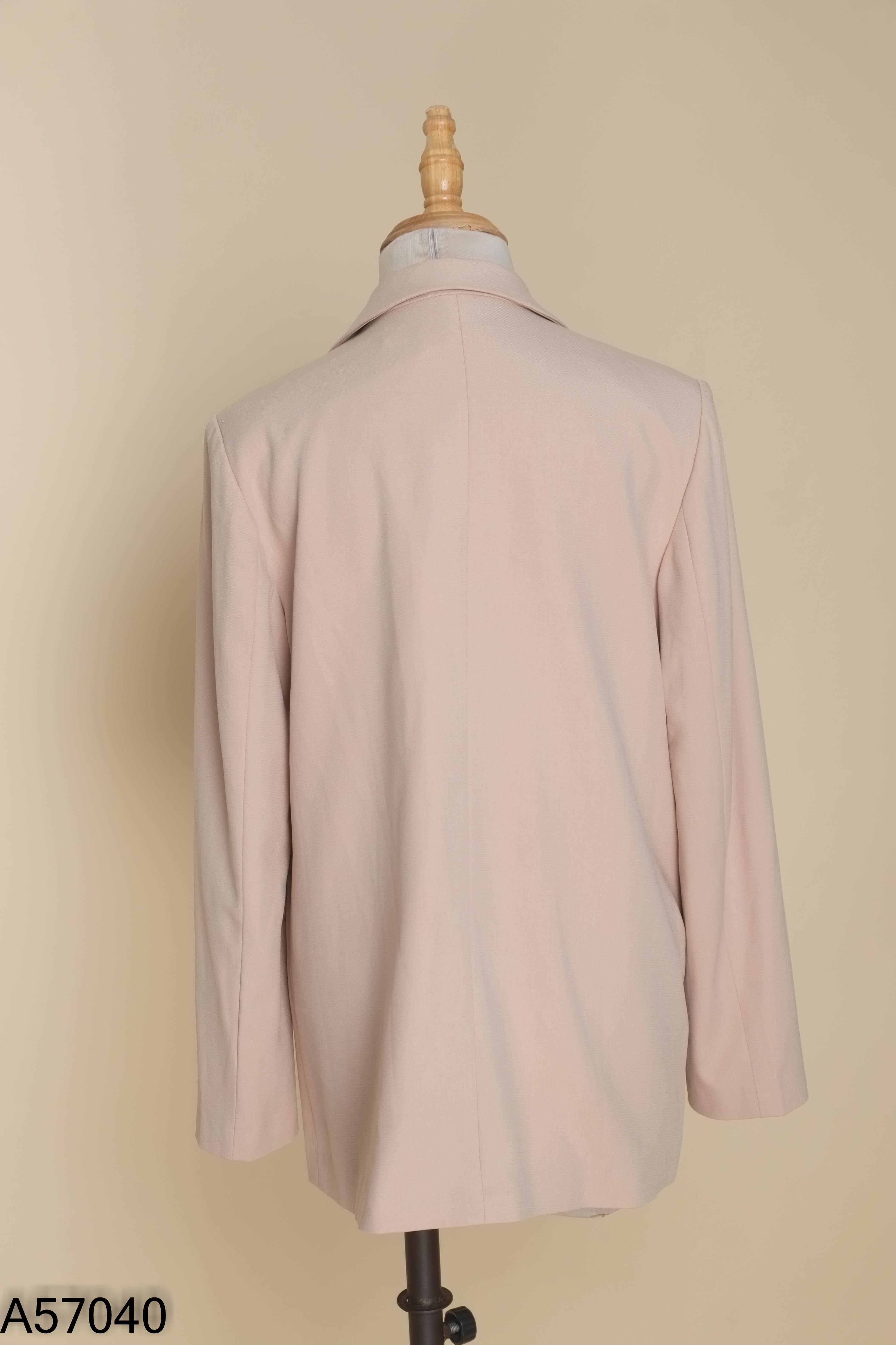 Áo khoác blazers be hồng ADORE DRESS
