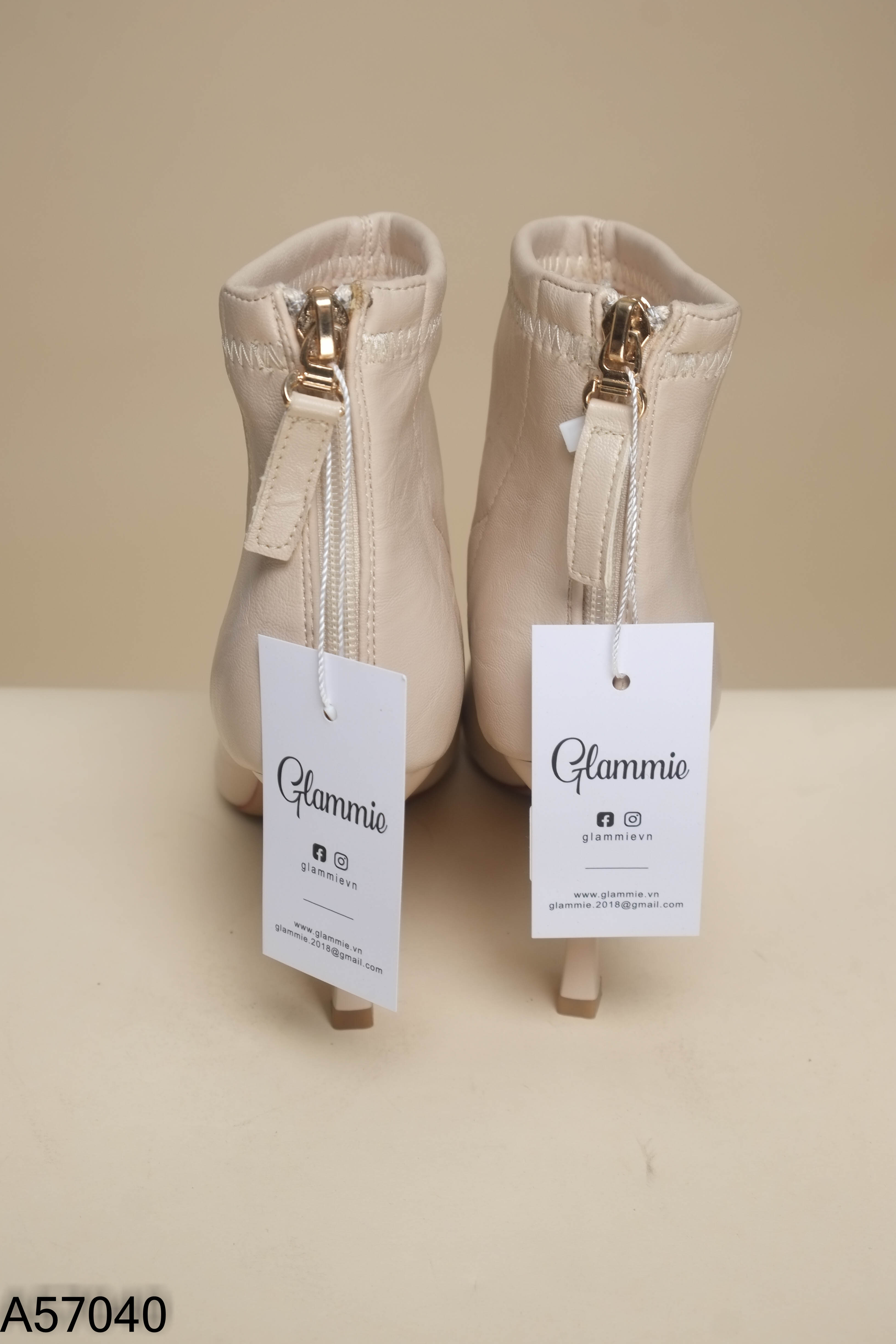 Boots da trơn cổ ngắn khóa kéo