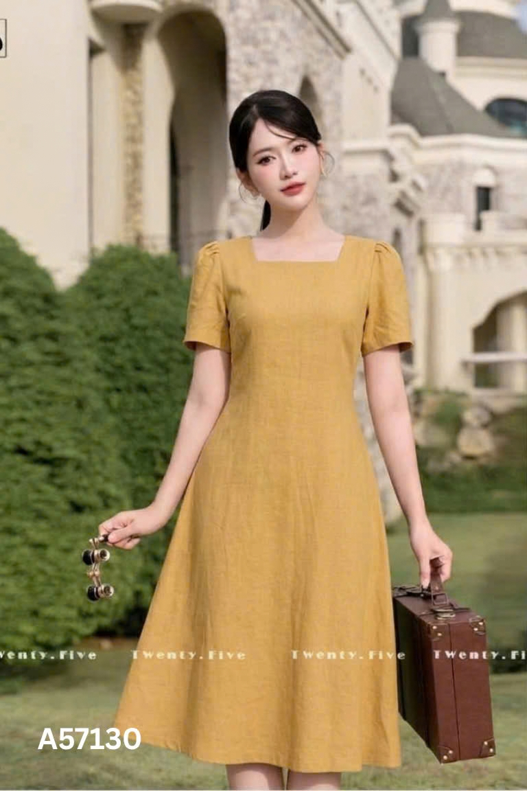Váy vàng nâu suông cổ tròn