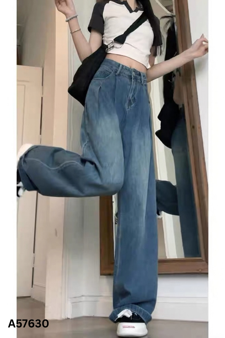 Quần jeans xanh trơn