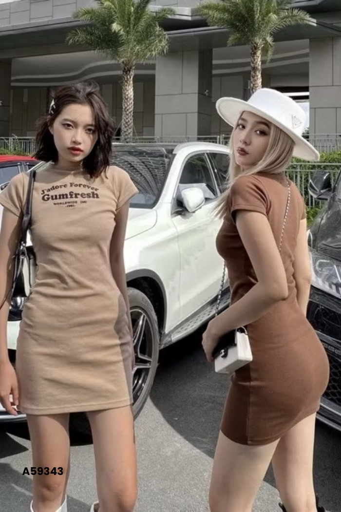 Váy thun nâu chữ đen