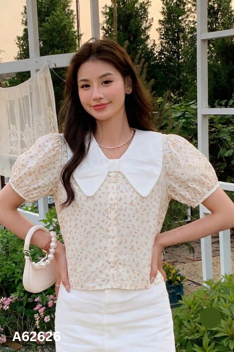 Áo be họa tiết hoa
