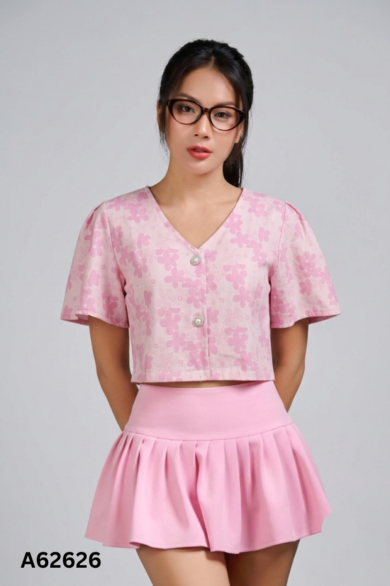 Áo be họa tiết hoa hồng