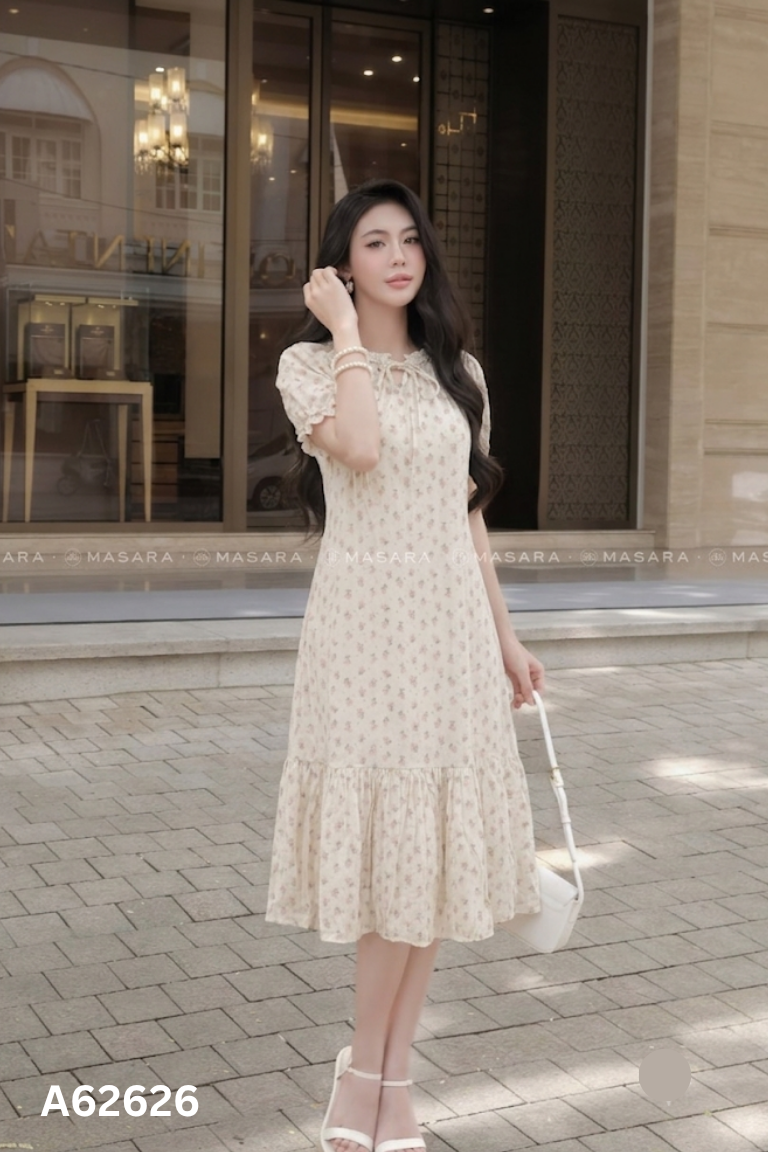 Váy be họa tiết hoa