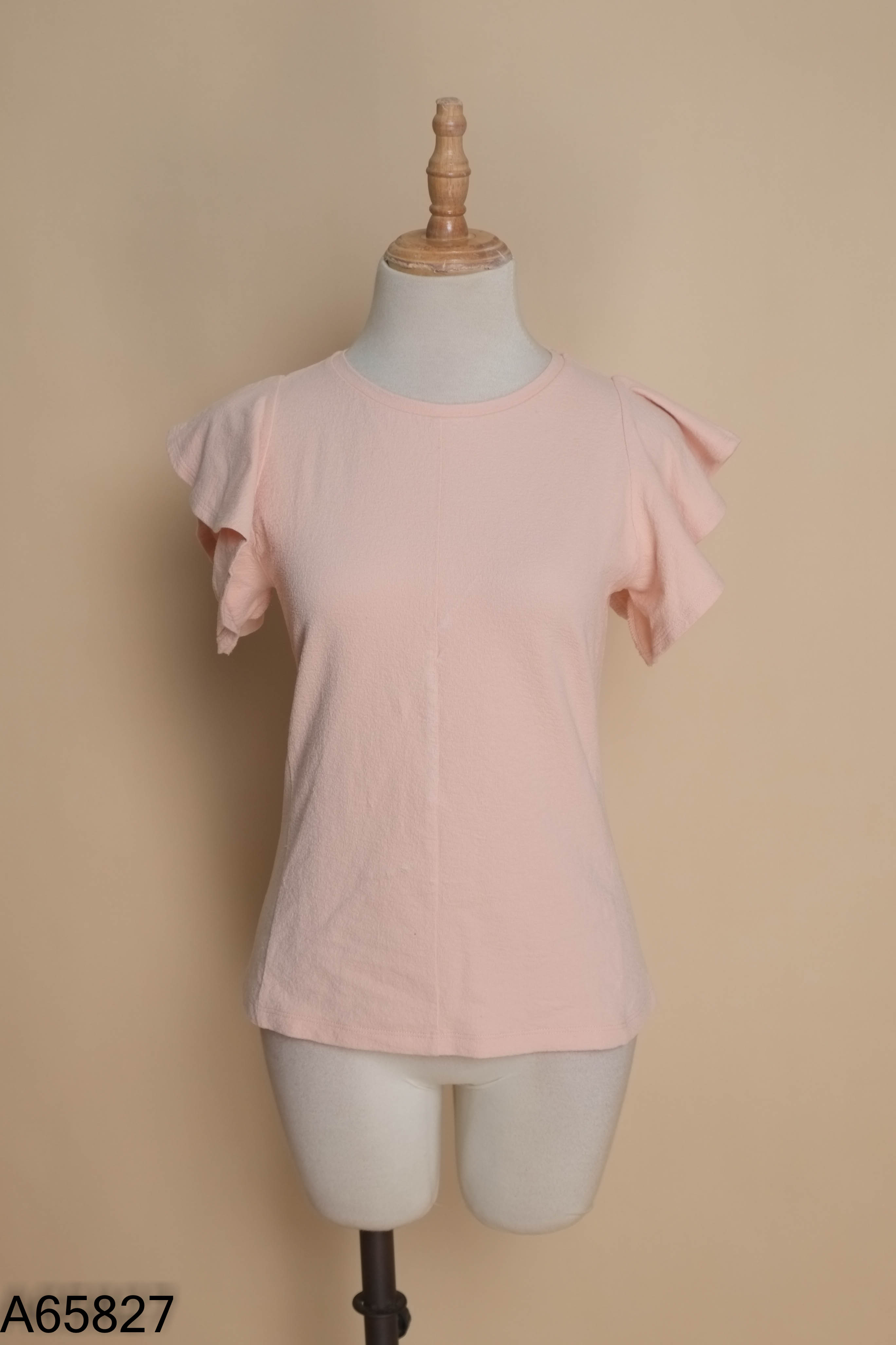 Áo thun hồng UNIQLO