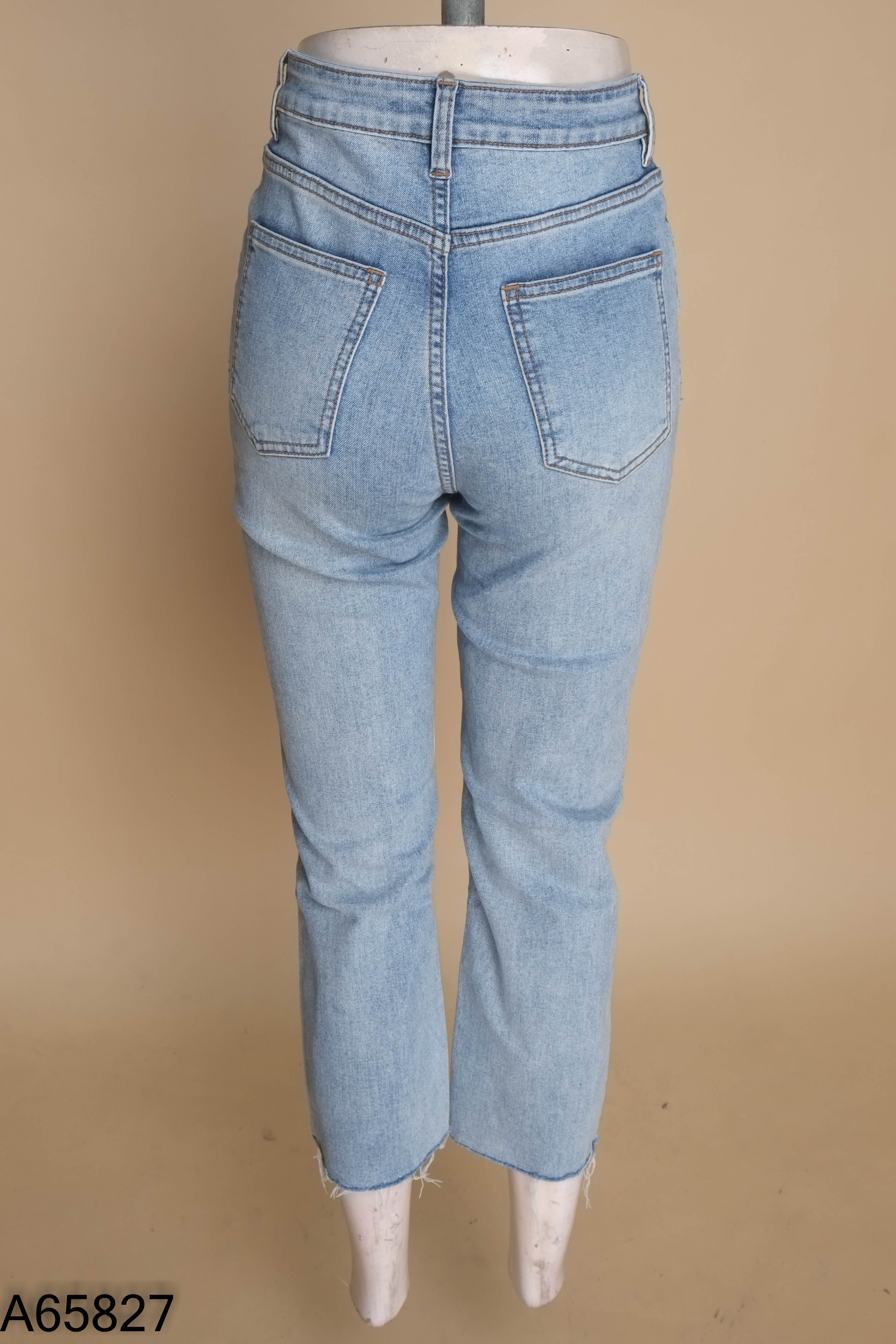 Quần jeans xanh IVY