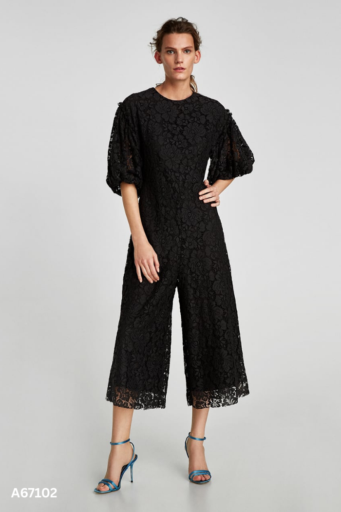 Jumpsuits ren ZARA đen tay phồng