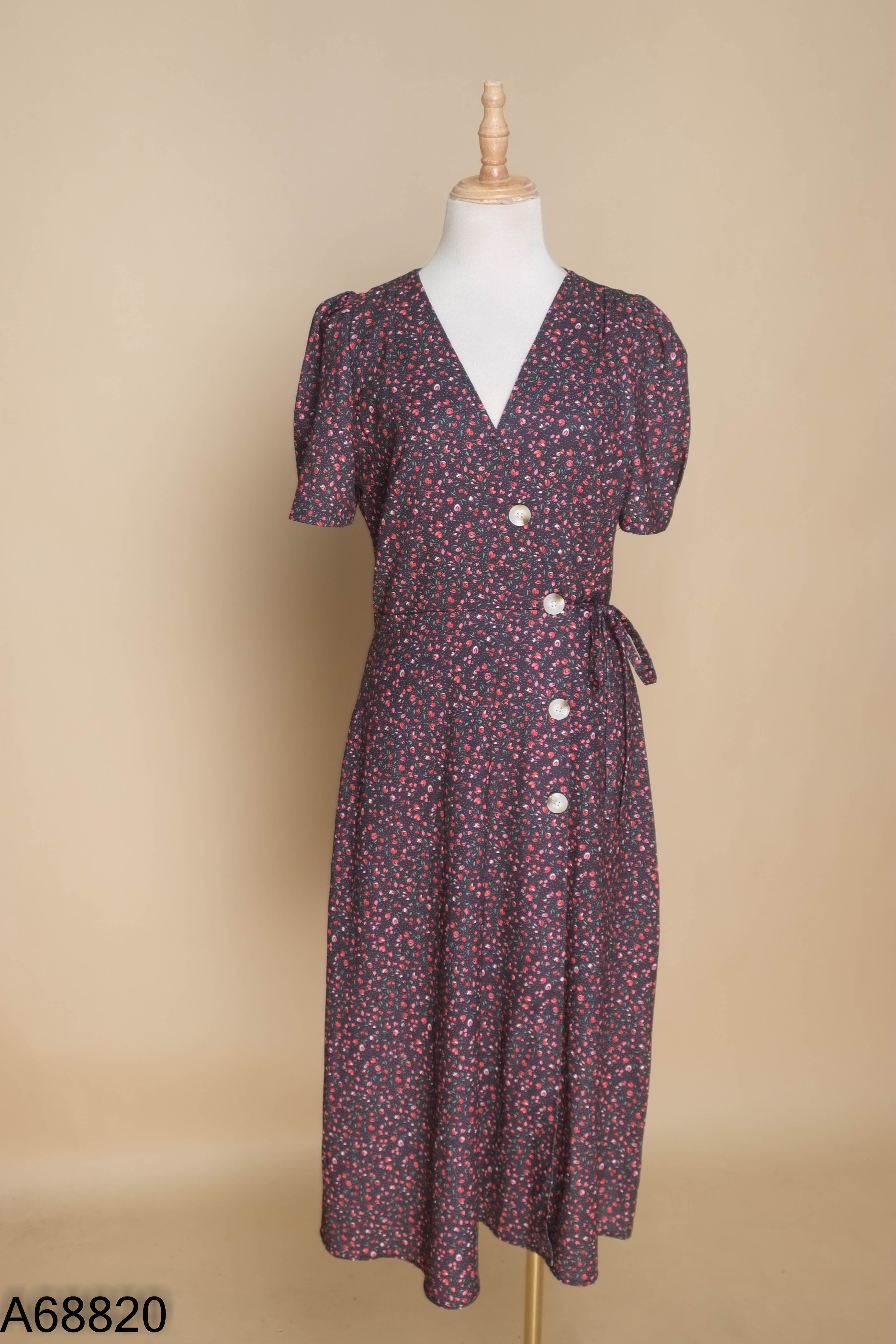 Váy ADORE DRESS đen họa tiết hoa nhí
