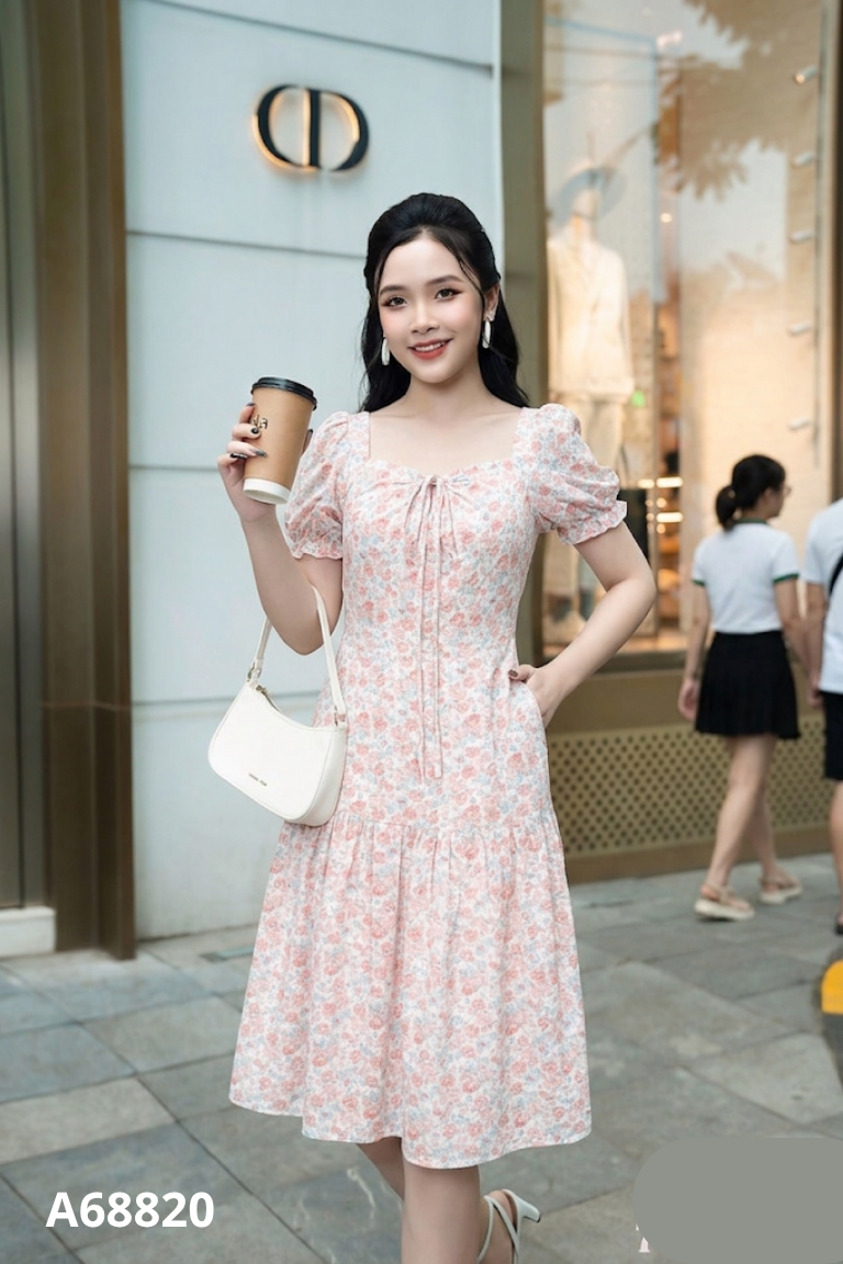 Váy TWENTY.FIVE hồng họa tiết