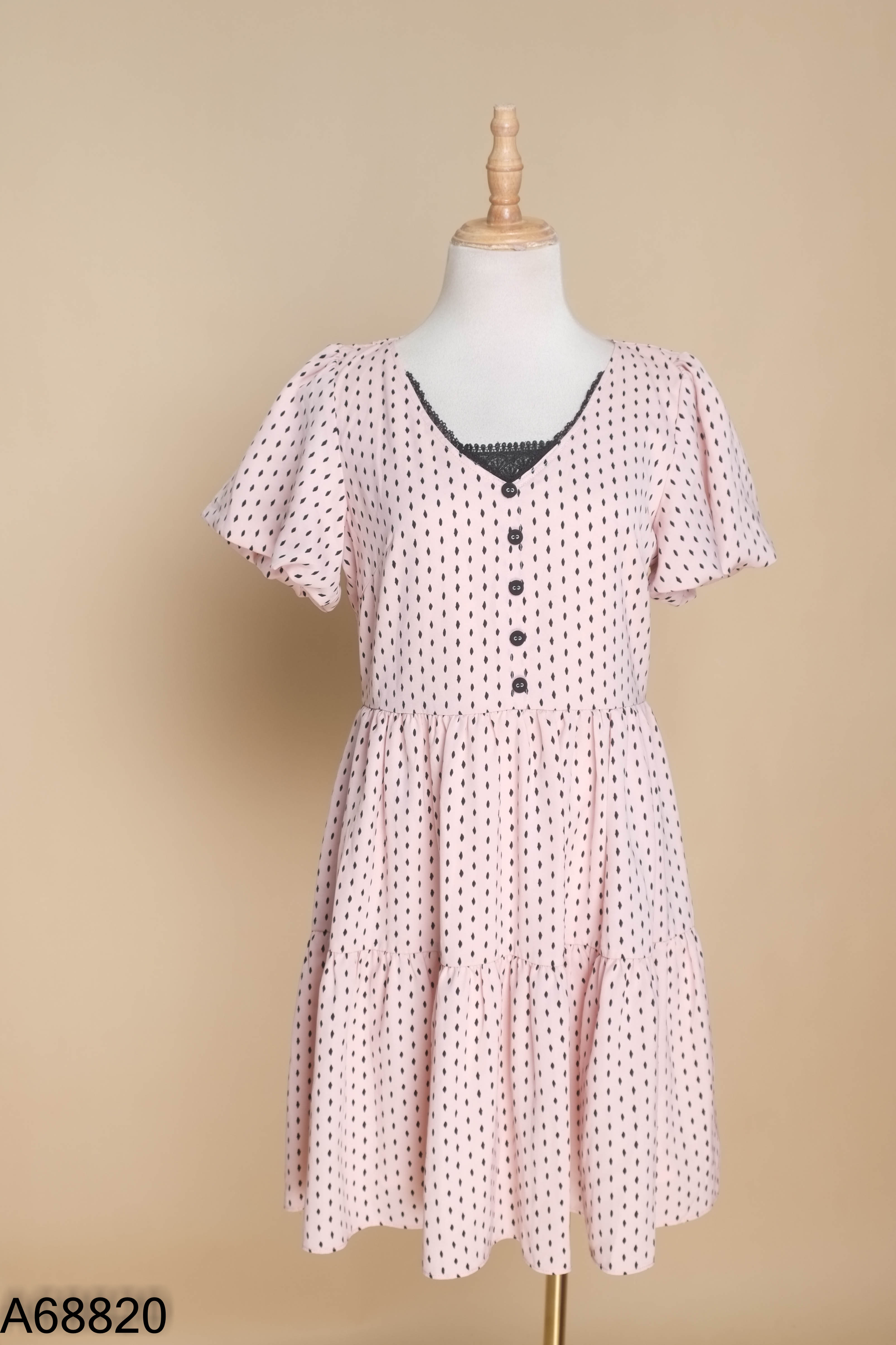 Váy ADORE DRESS hồng chấm bi