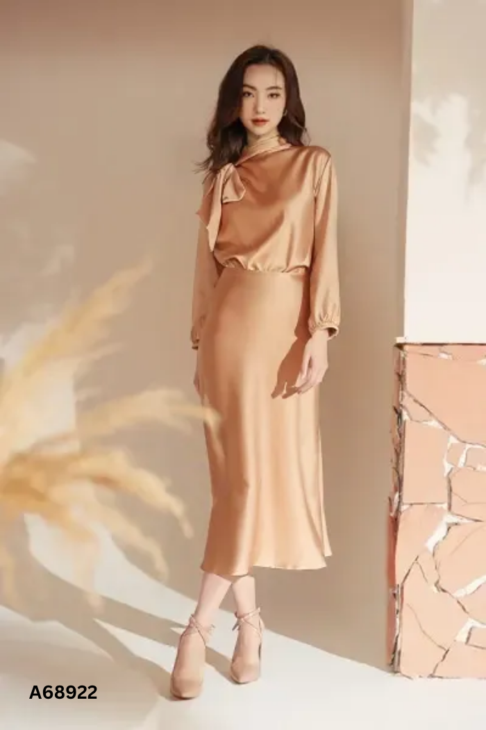 NEWTAG Váy ELLE x IVY MODA lụa nâu
