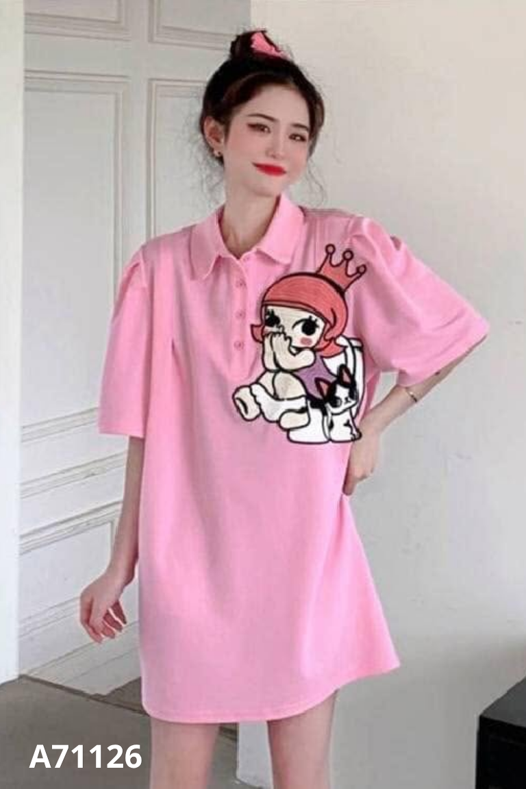 Váy hồng cổ polo hình cô bé