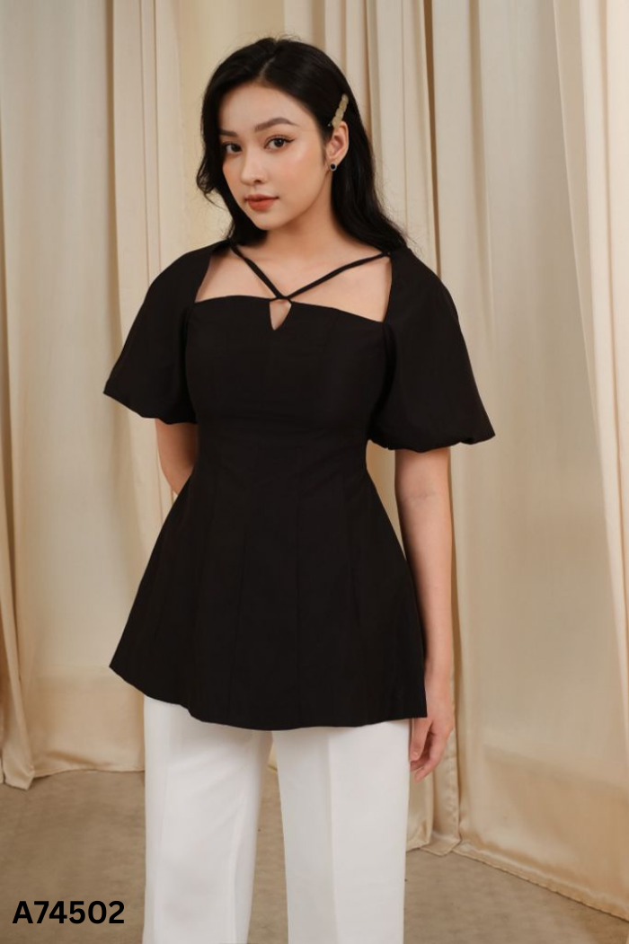 Áo cúp ngực đen hai dây