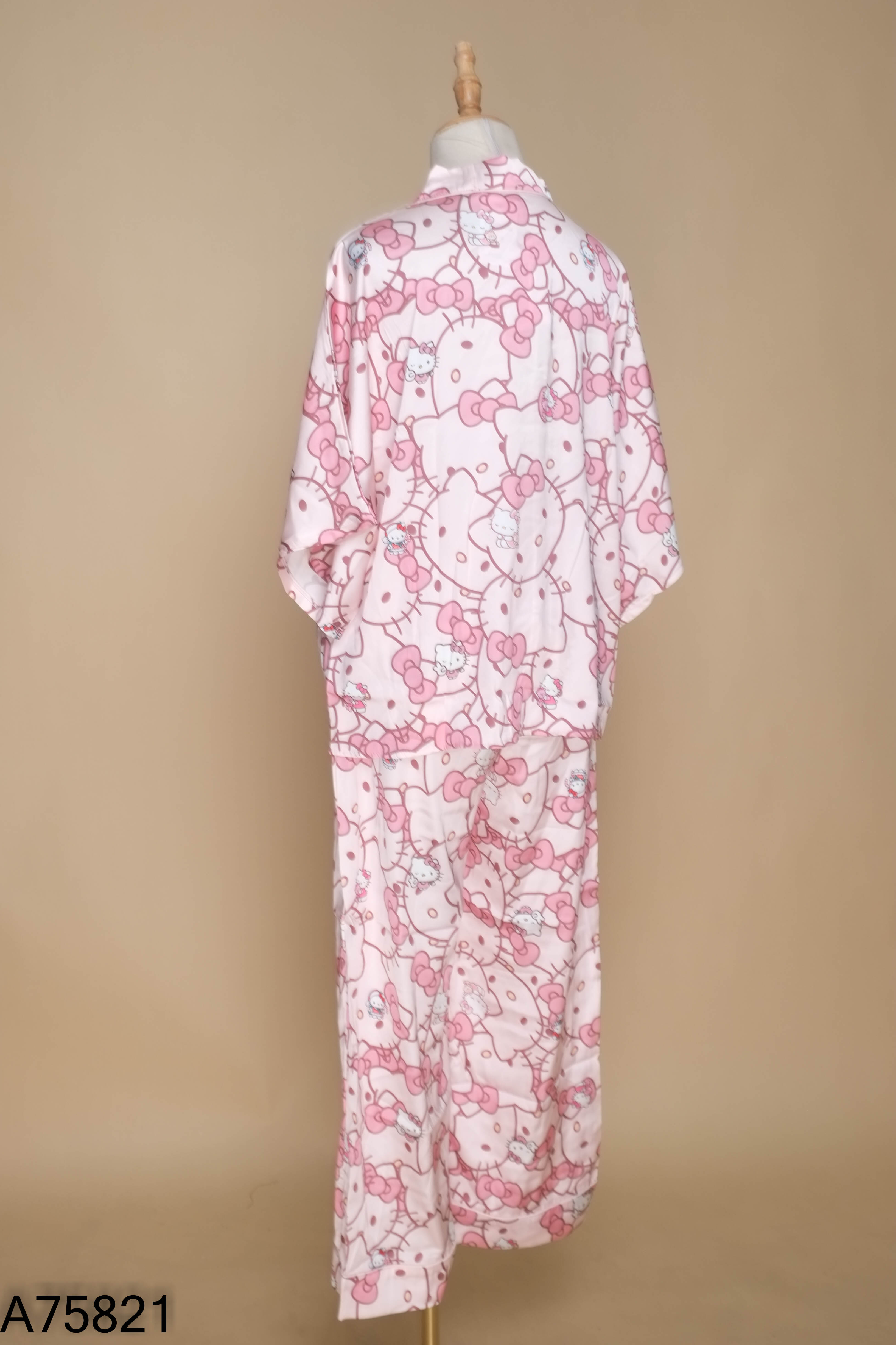 Set đồ ngủ HELLO KITTY hồng