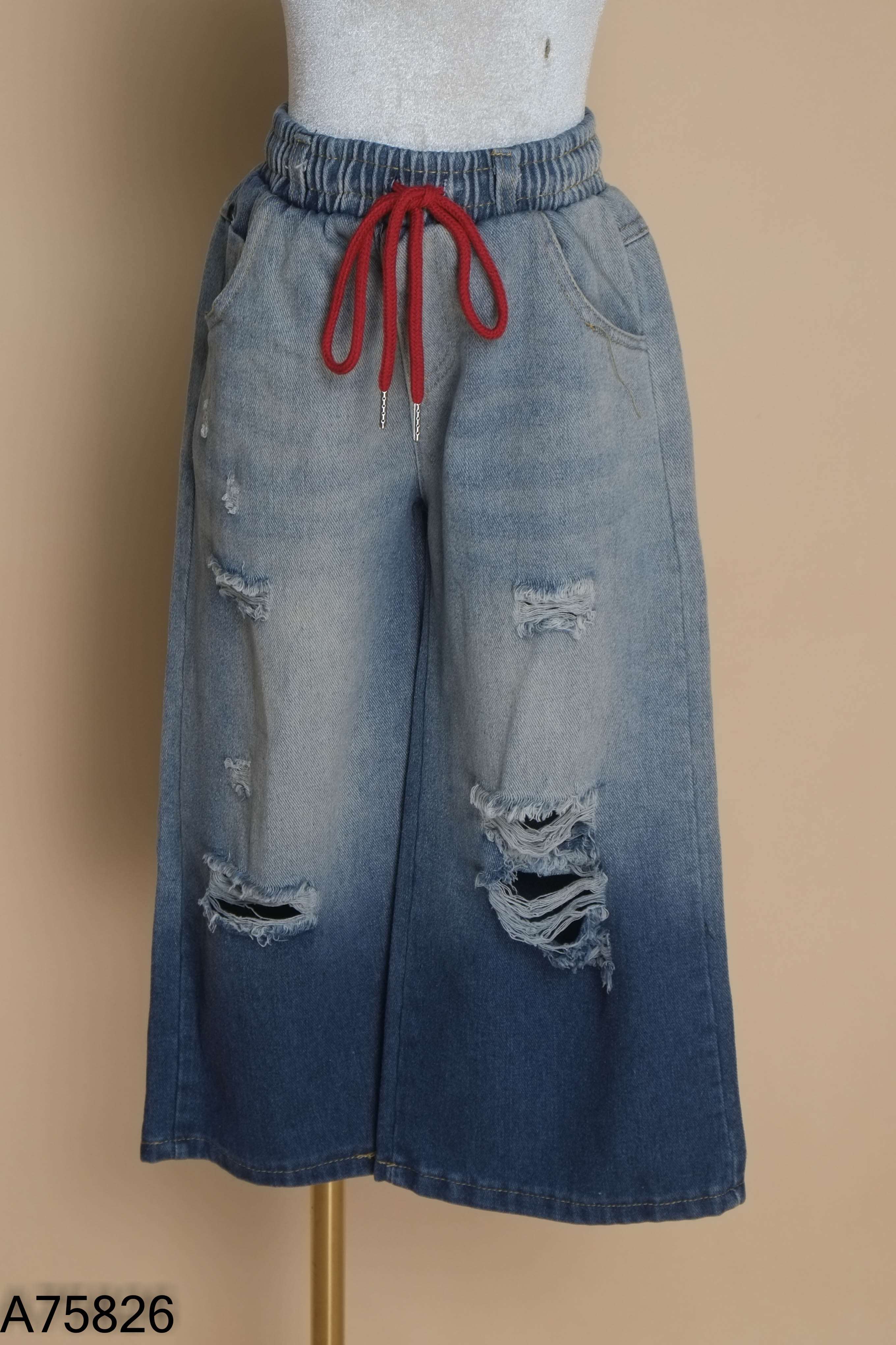 Quần jeans xanh lửng chun