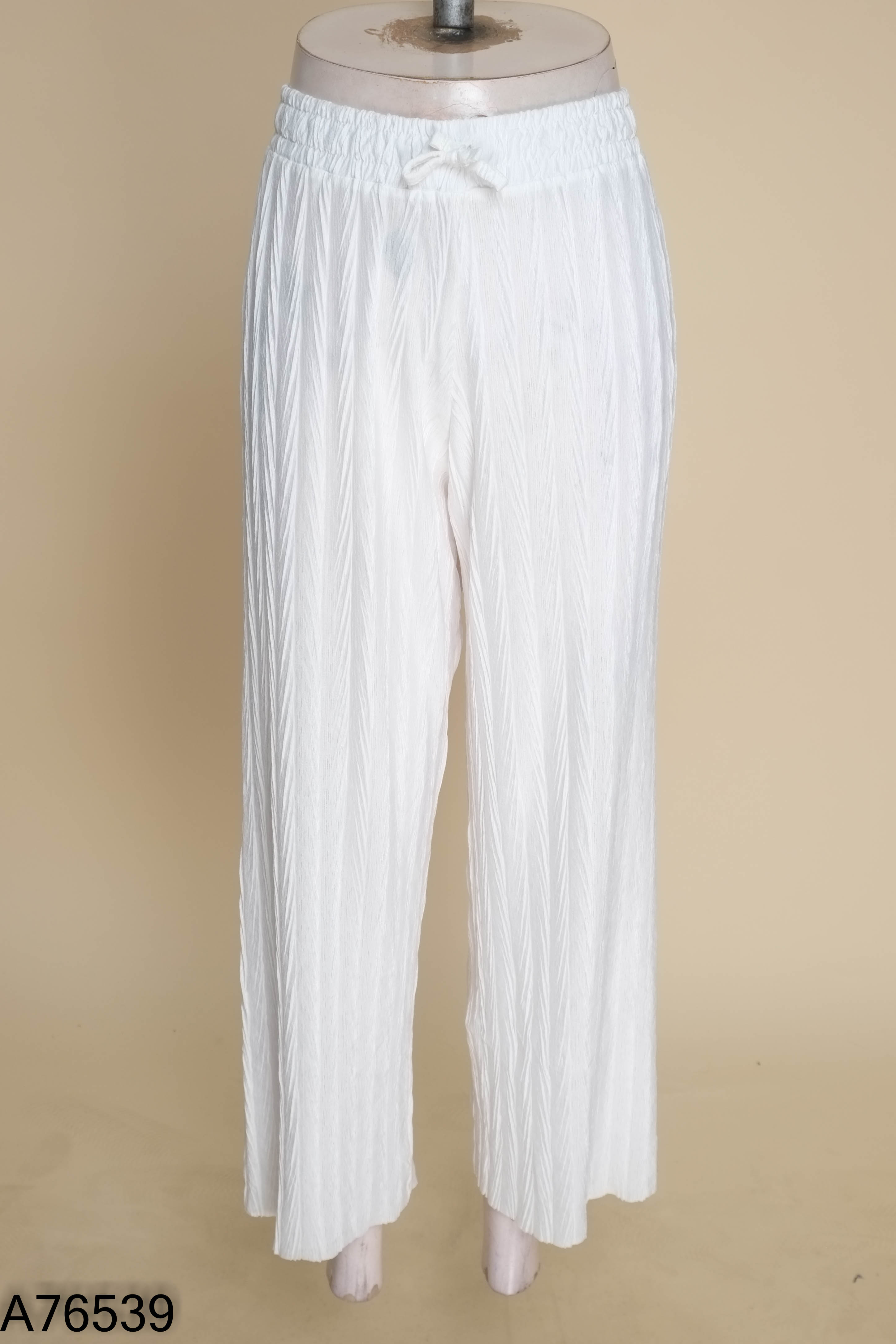 NEWTAG quần ZARA trắng trơn