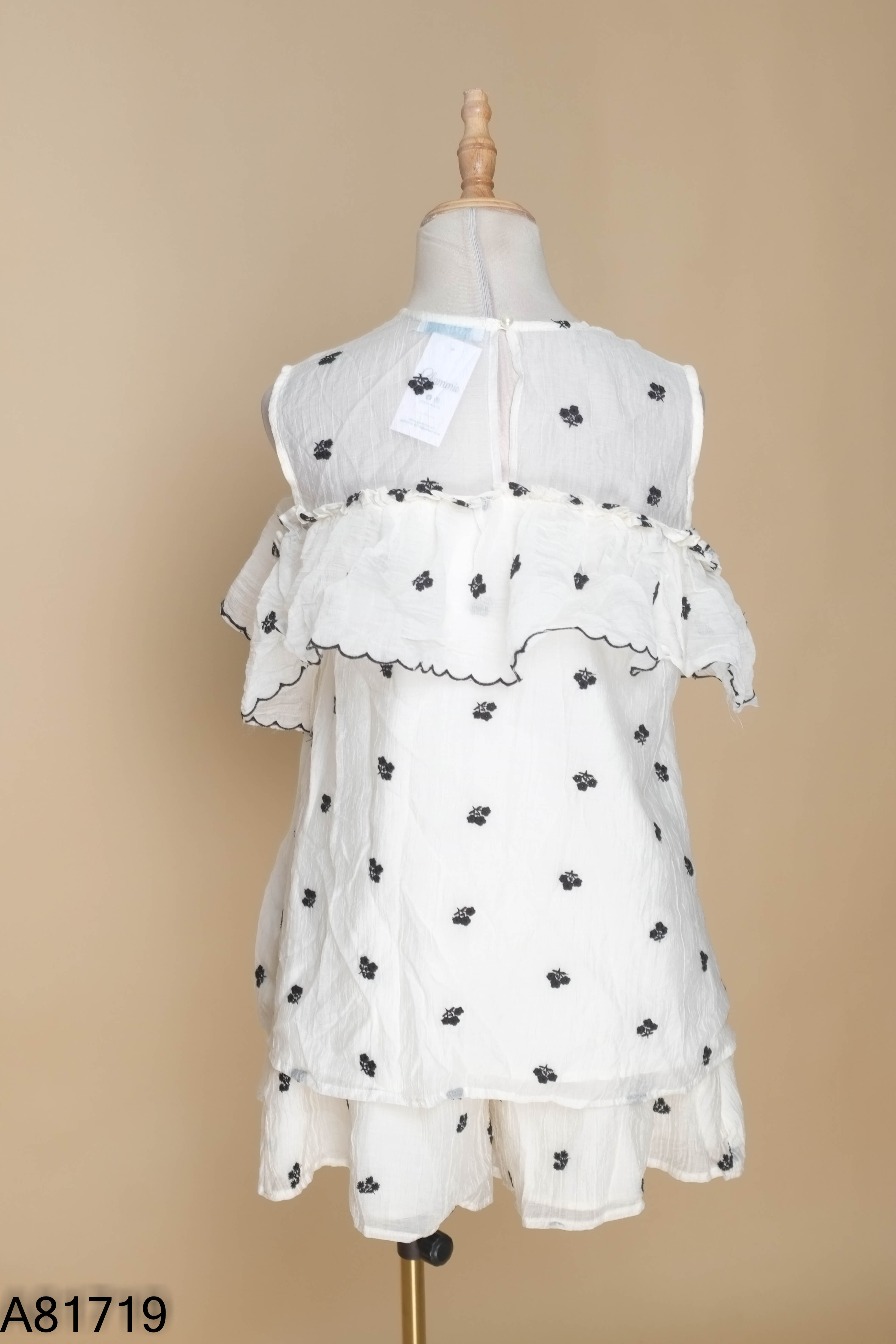 Set Áo tơ be MINZ hoa đen + quần shorts