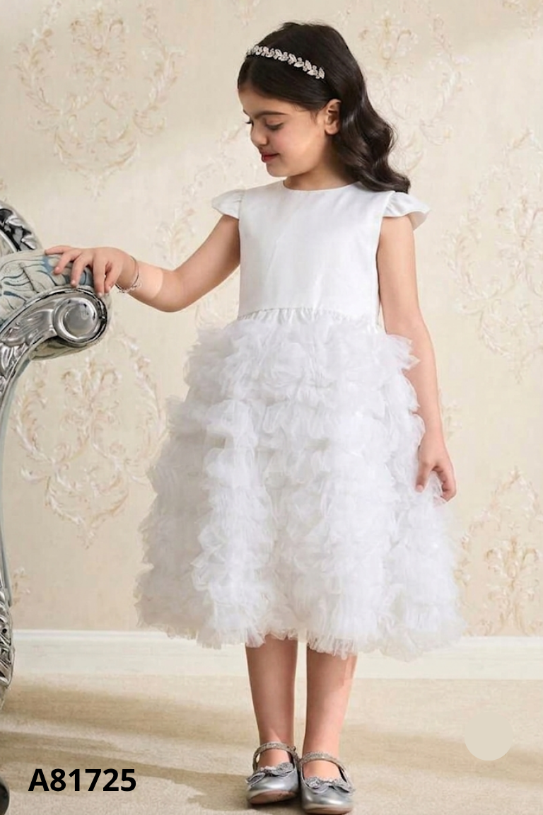 Váy trắng CHO HEE phối lưới bèo tầng KIDS
