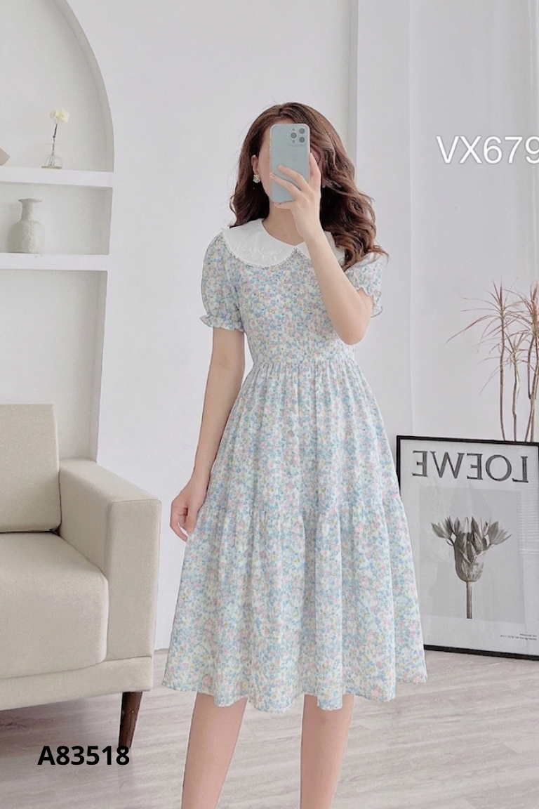 Váy xanh hoa nhí cổ trắng