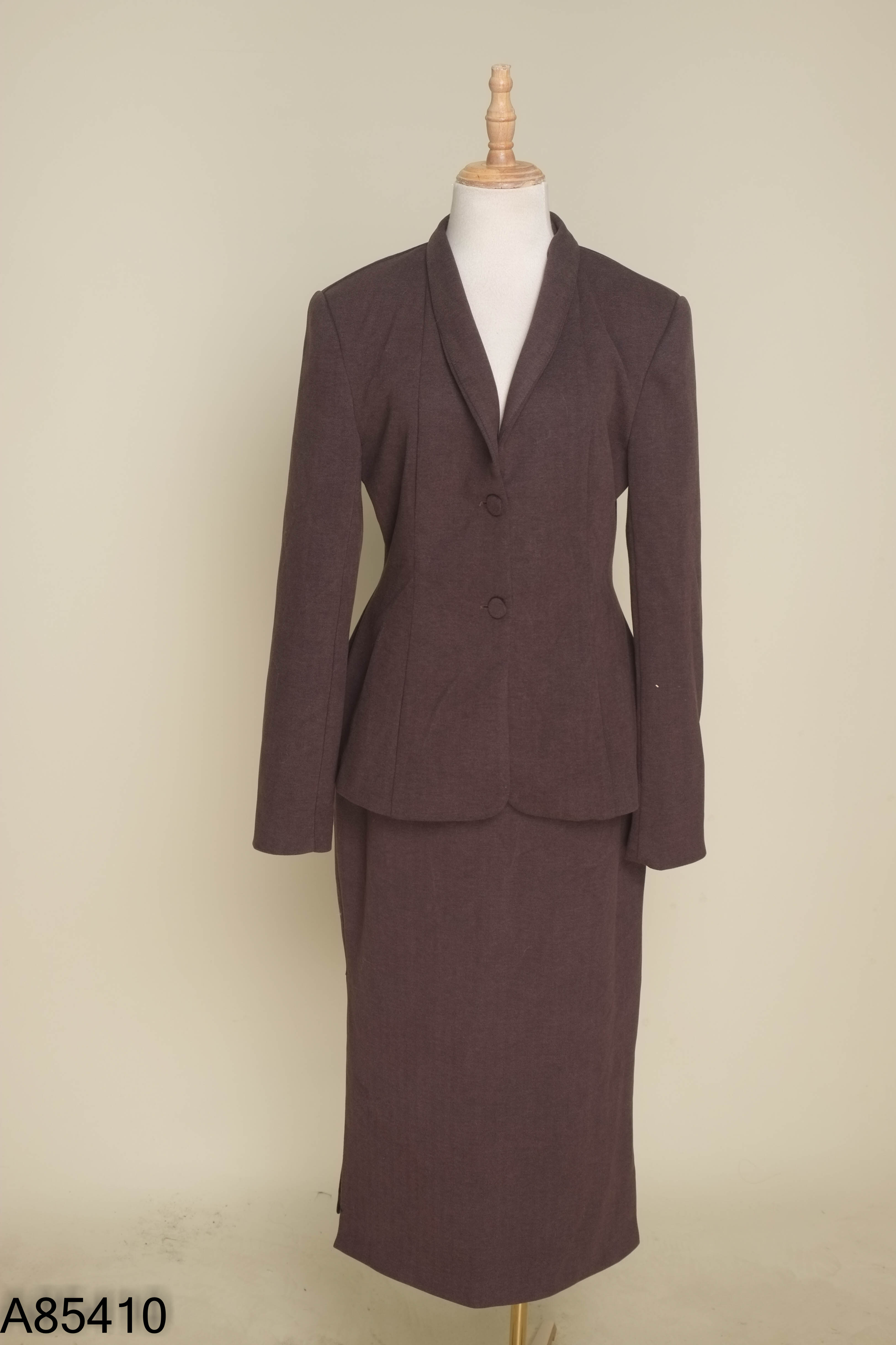 Set Áo blazer ME DESIGN nâu + chân váy