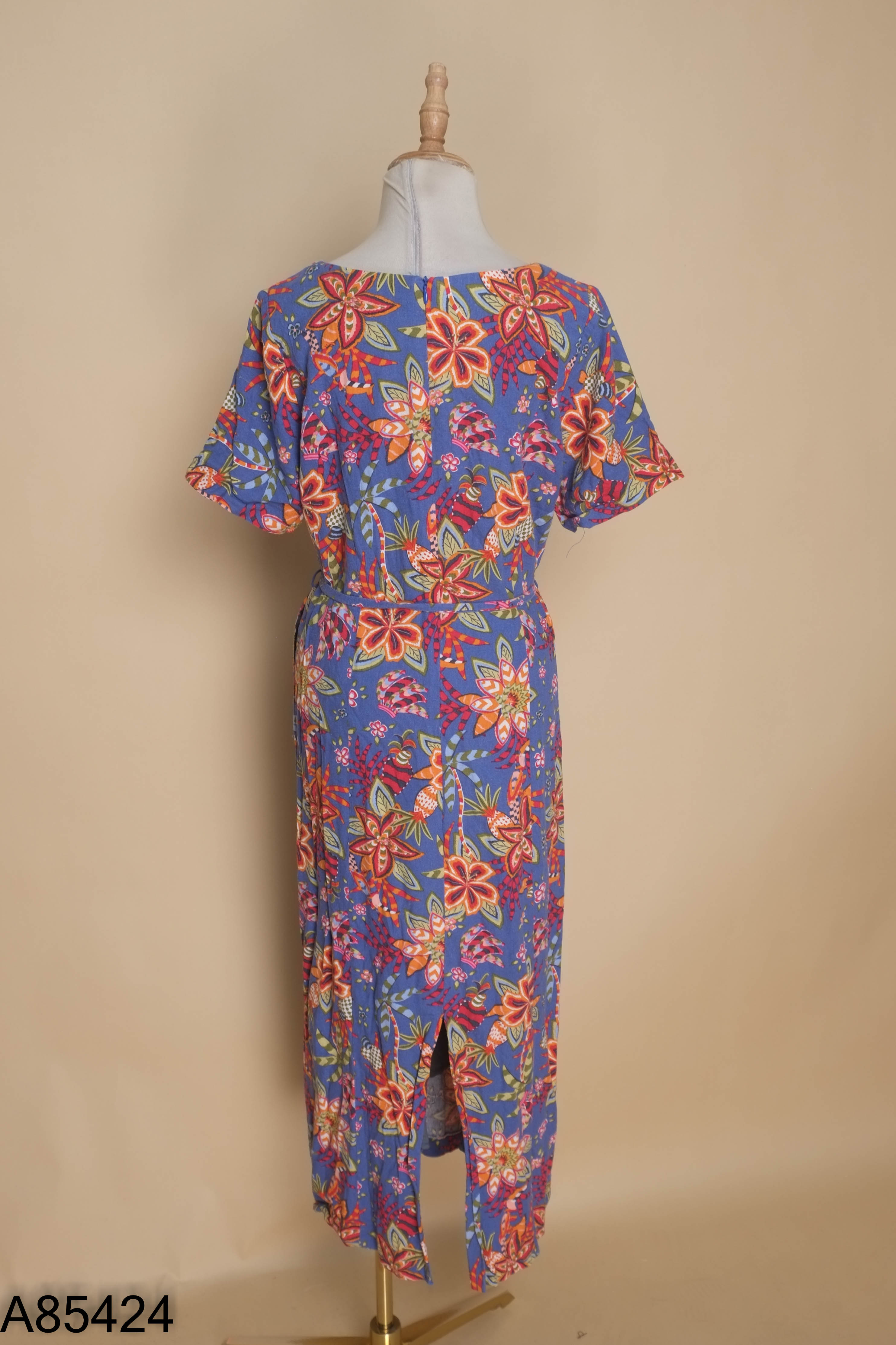 Váy linen xanh họa tiết