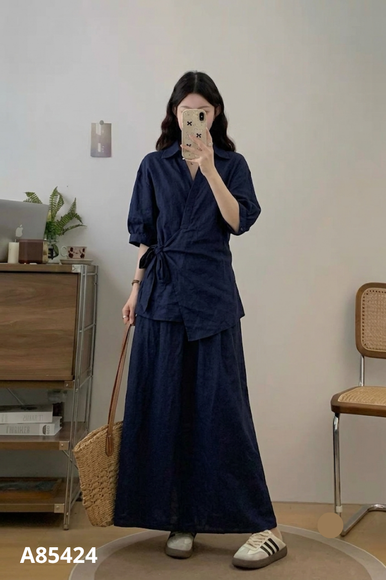 Set xanh áo kiểu + chân váy