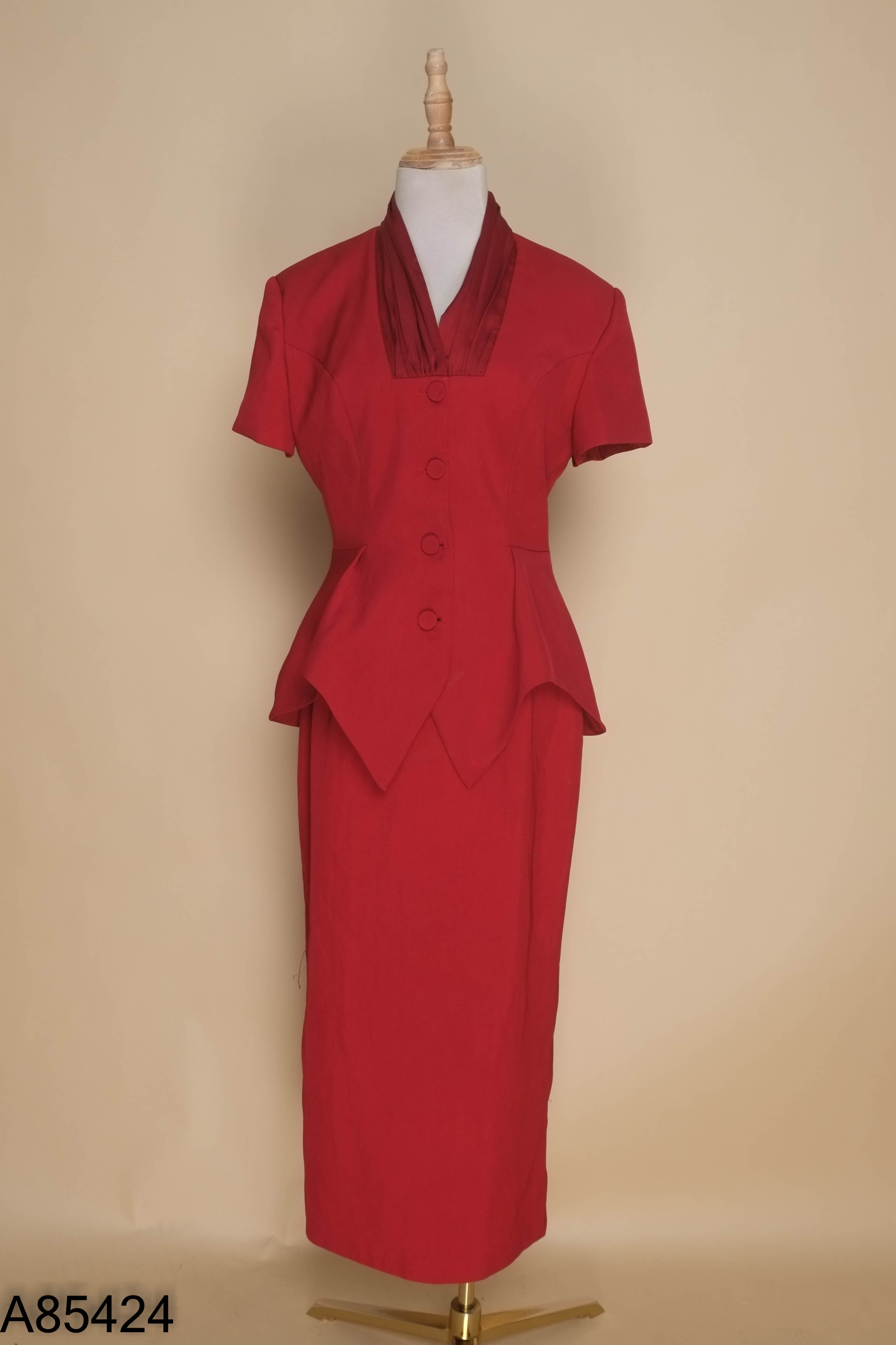 Set ME DESIGN đỏ áo kiểu + chân váy