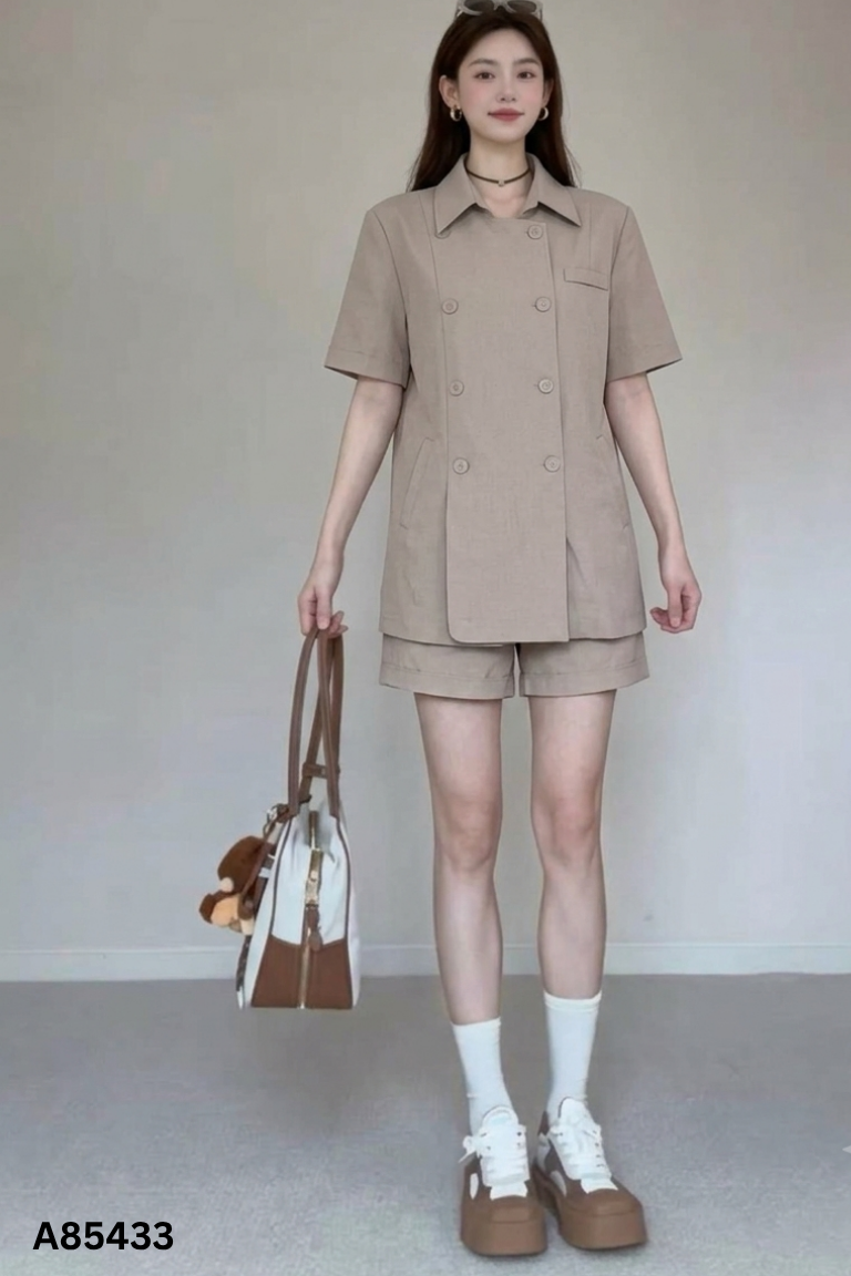 Set Áo nâu be ME DESIGN cổ bẻ + chân quần shorts