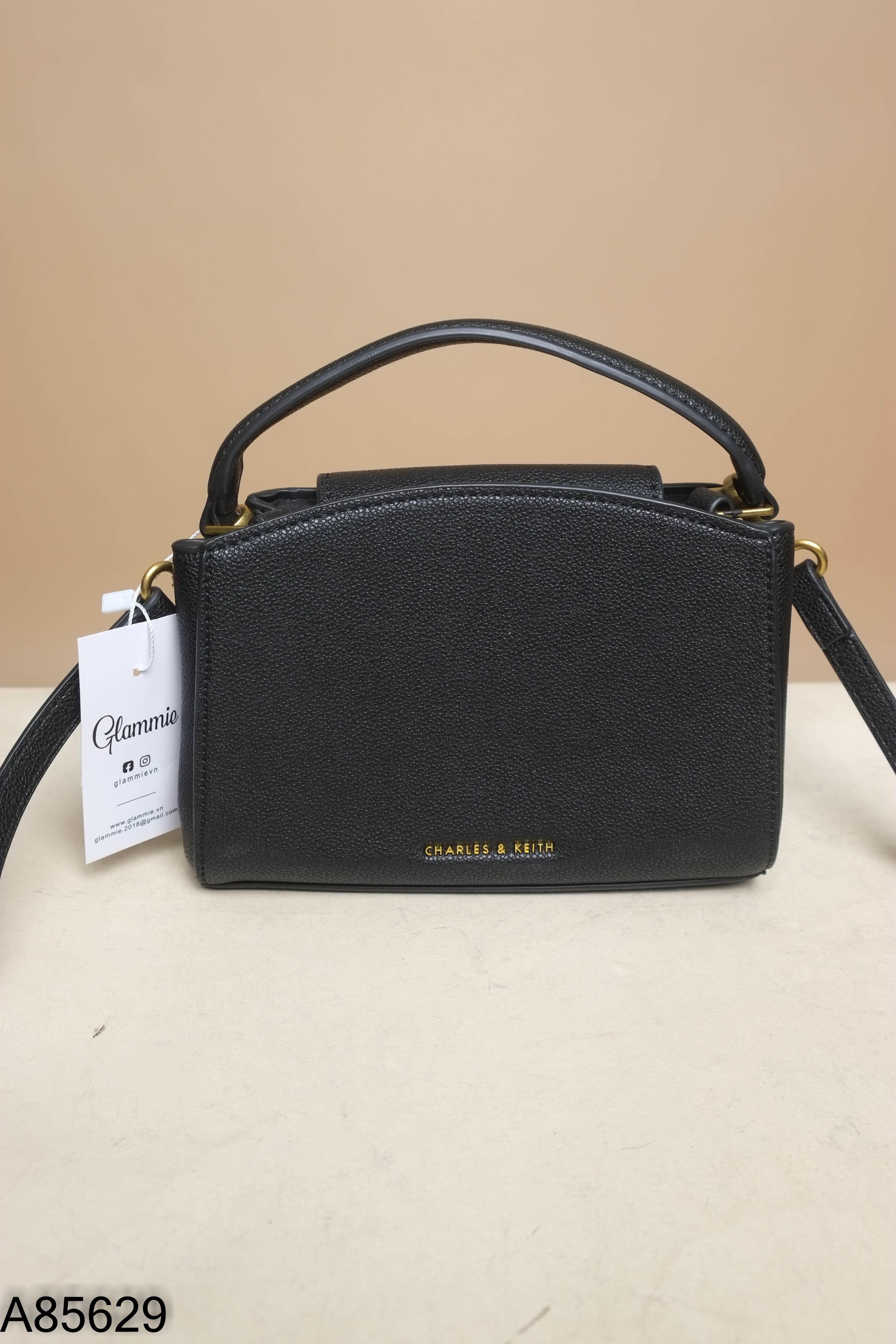 Túi xách CHARLES & KEITH đen