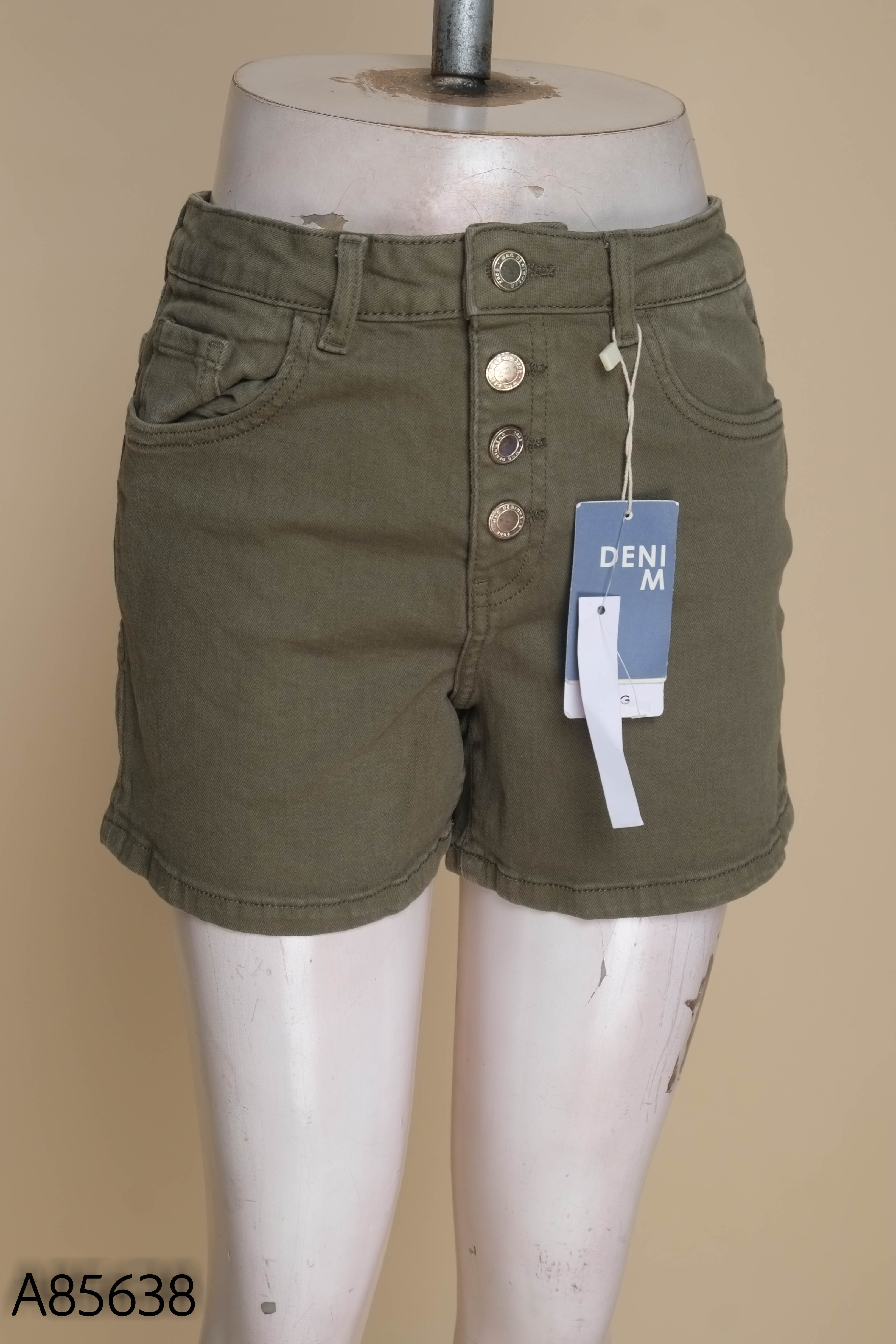 NEWTAG MNG quần shorts xanh