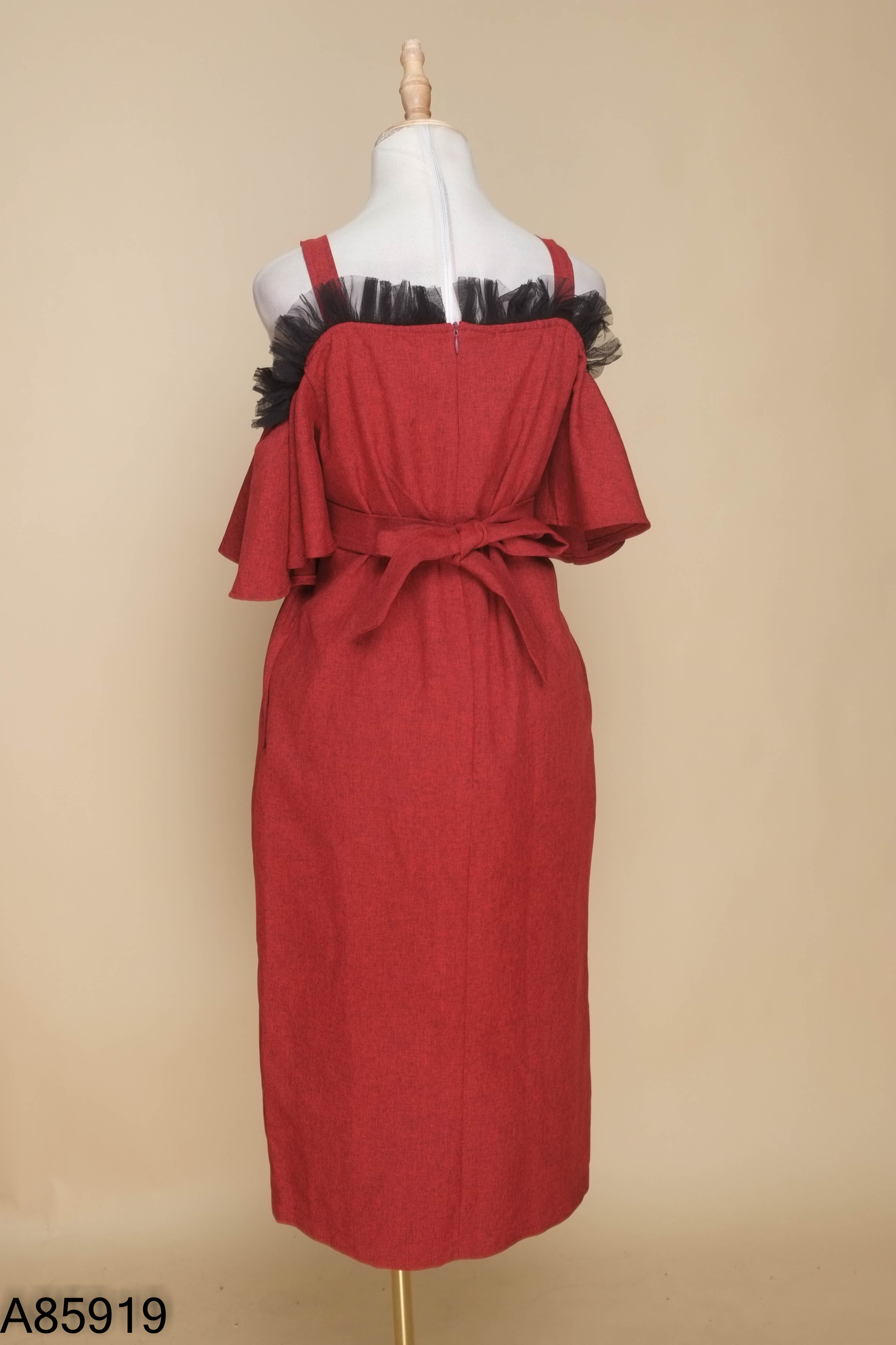 Váy RAPTHIETKE đỏ 2 dây
