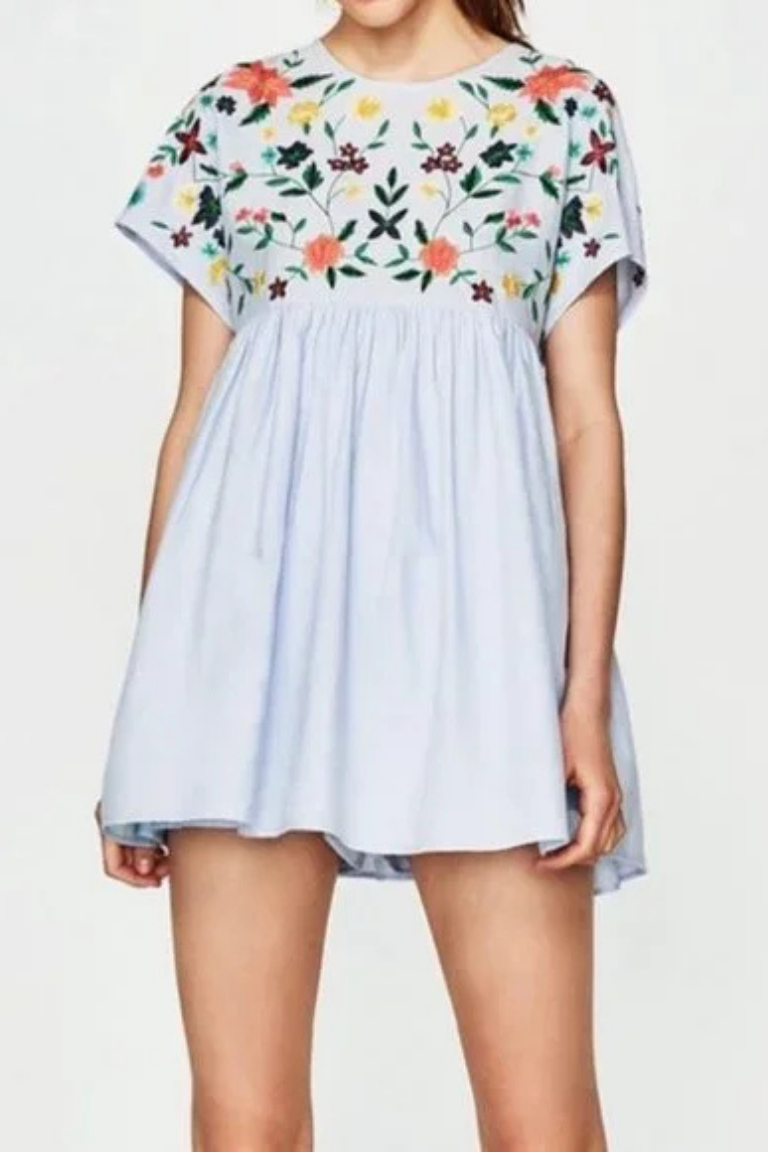 Váy ZARA WOMEN xanh thêu hoa