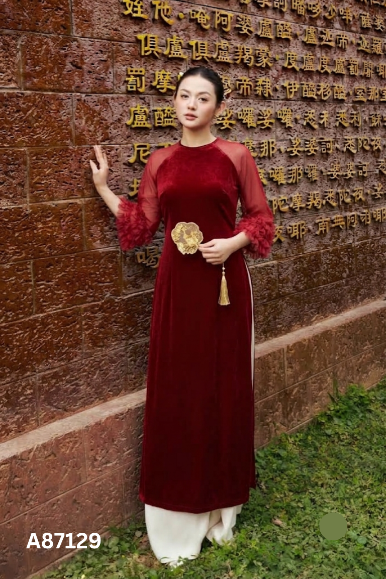 Áo dài nhung đỏ phối voan