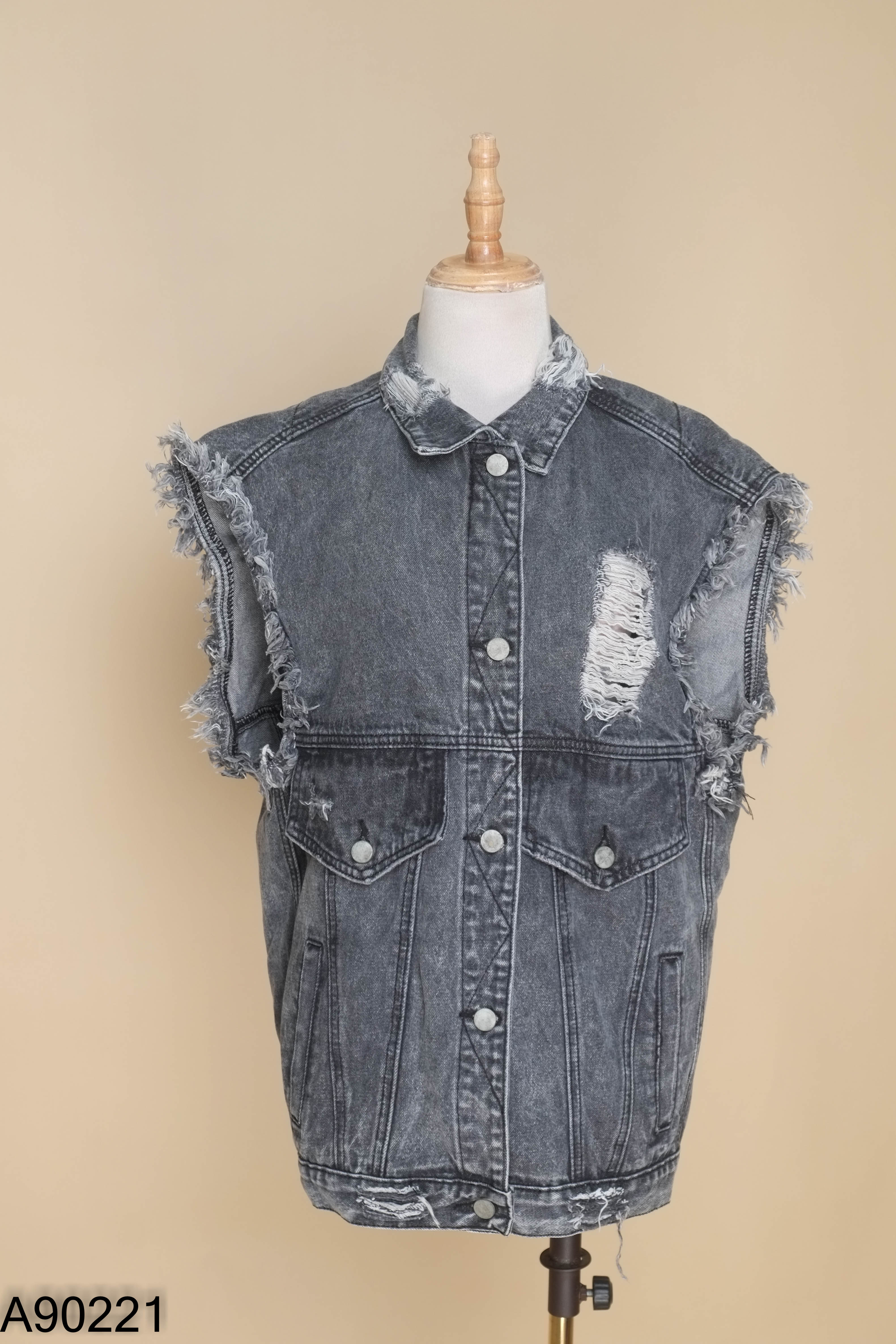 Áo khoác jeans xám rách