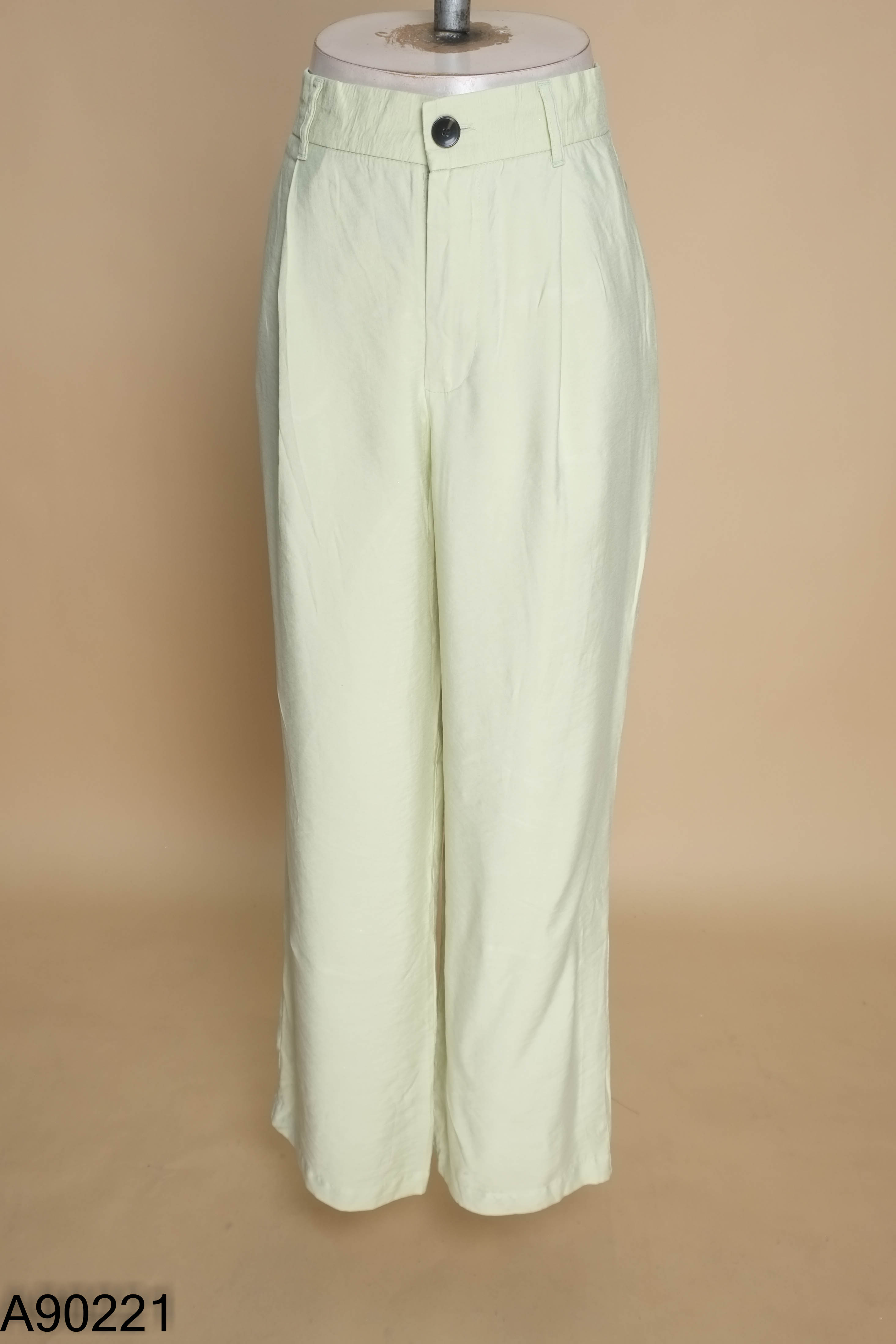Quần ZARA (cắt tag) đũi xanh lá