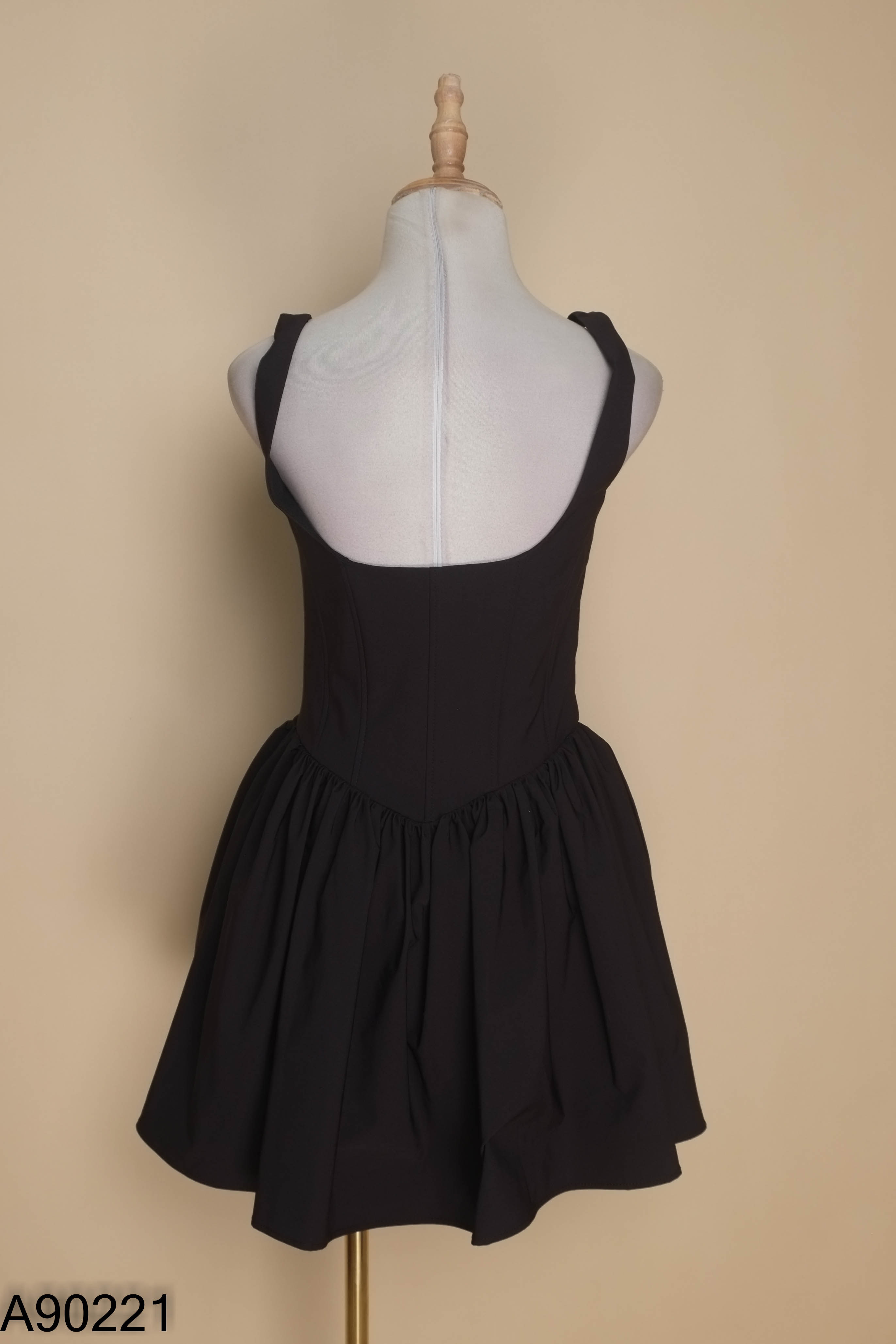 Váy ZARA đen trơn dáng corset