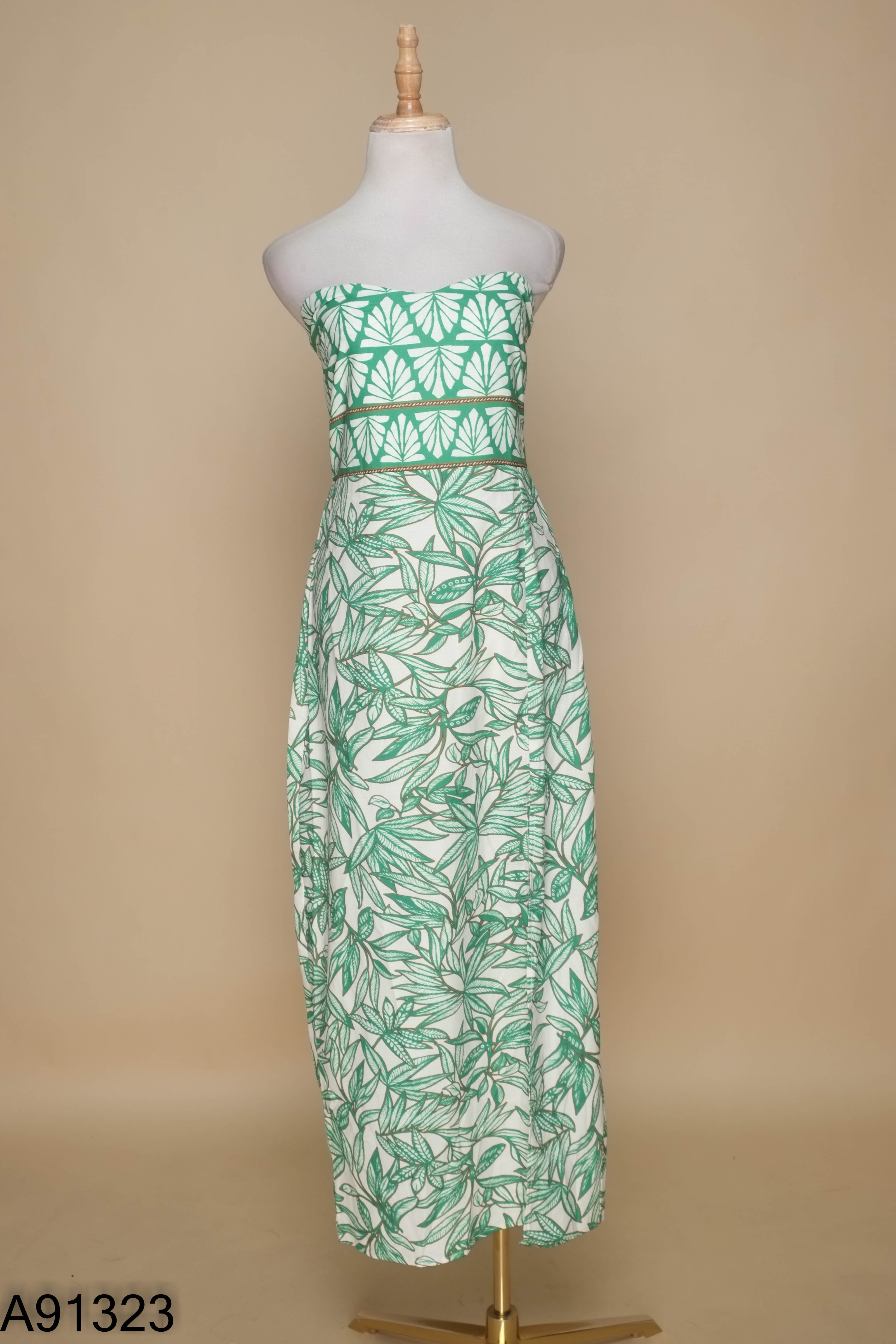 Váy ZARA(xuất) be họa tiết xanh