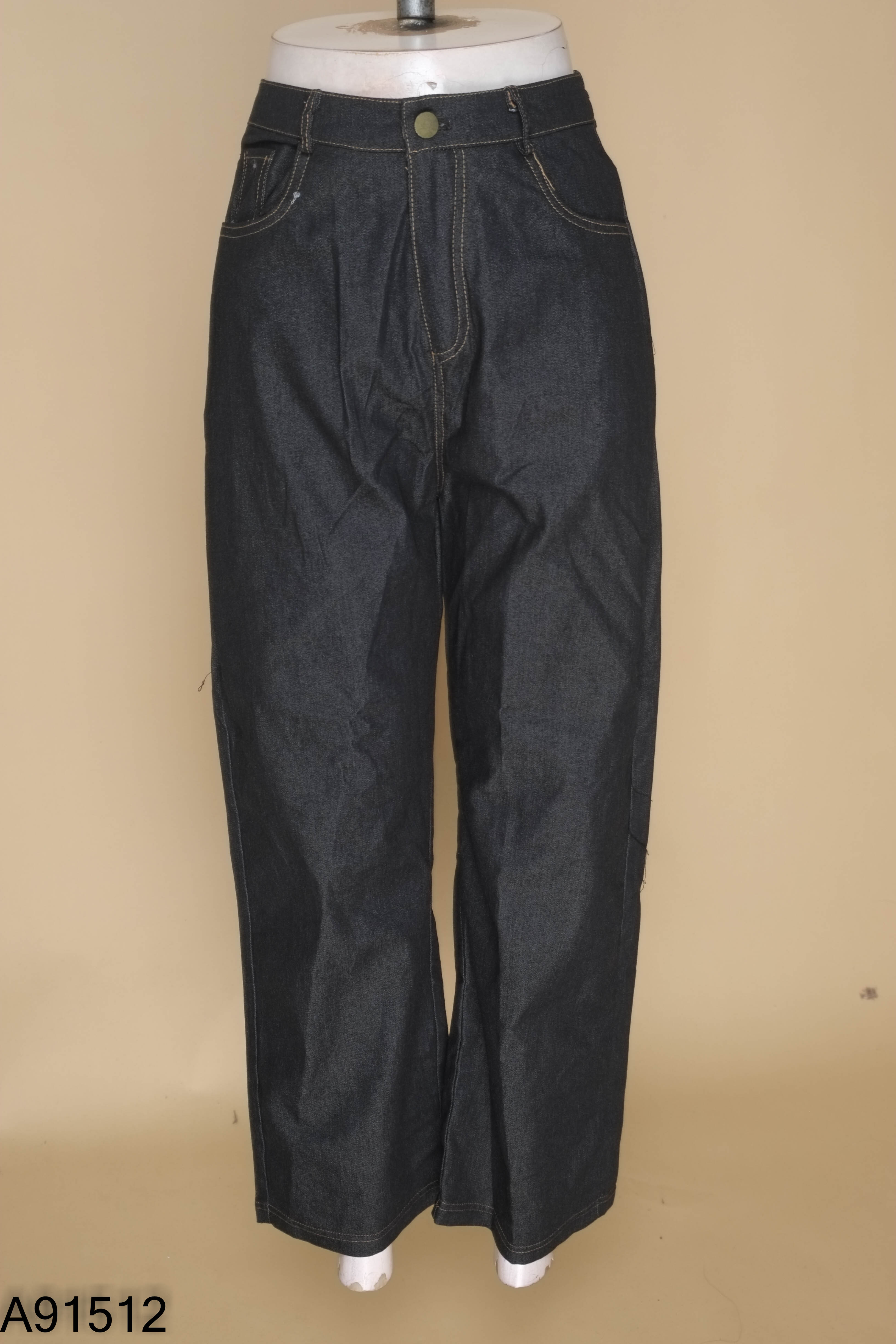 Quần jeans xám đen viền chỉ
