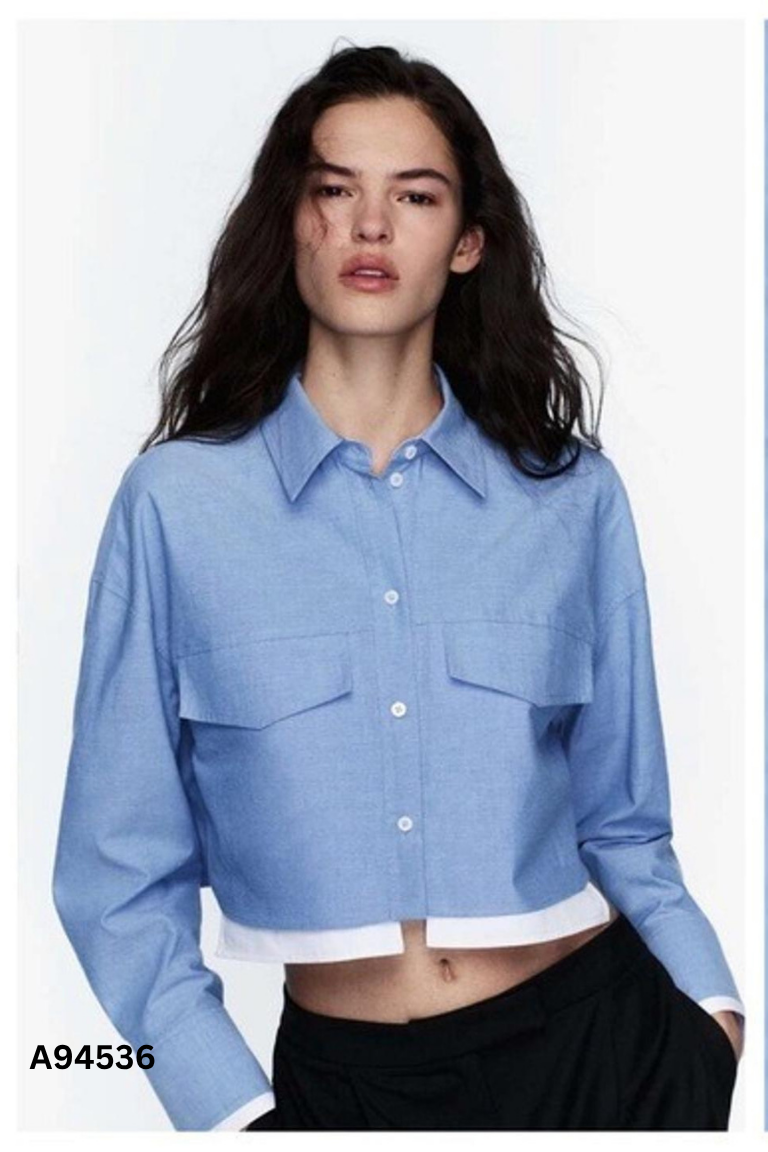 Áo xanh ZARA dáng lửng