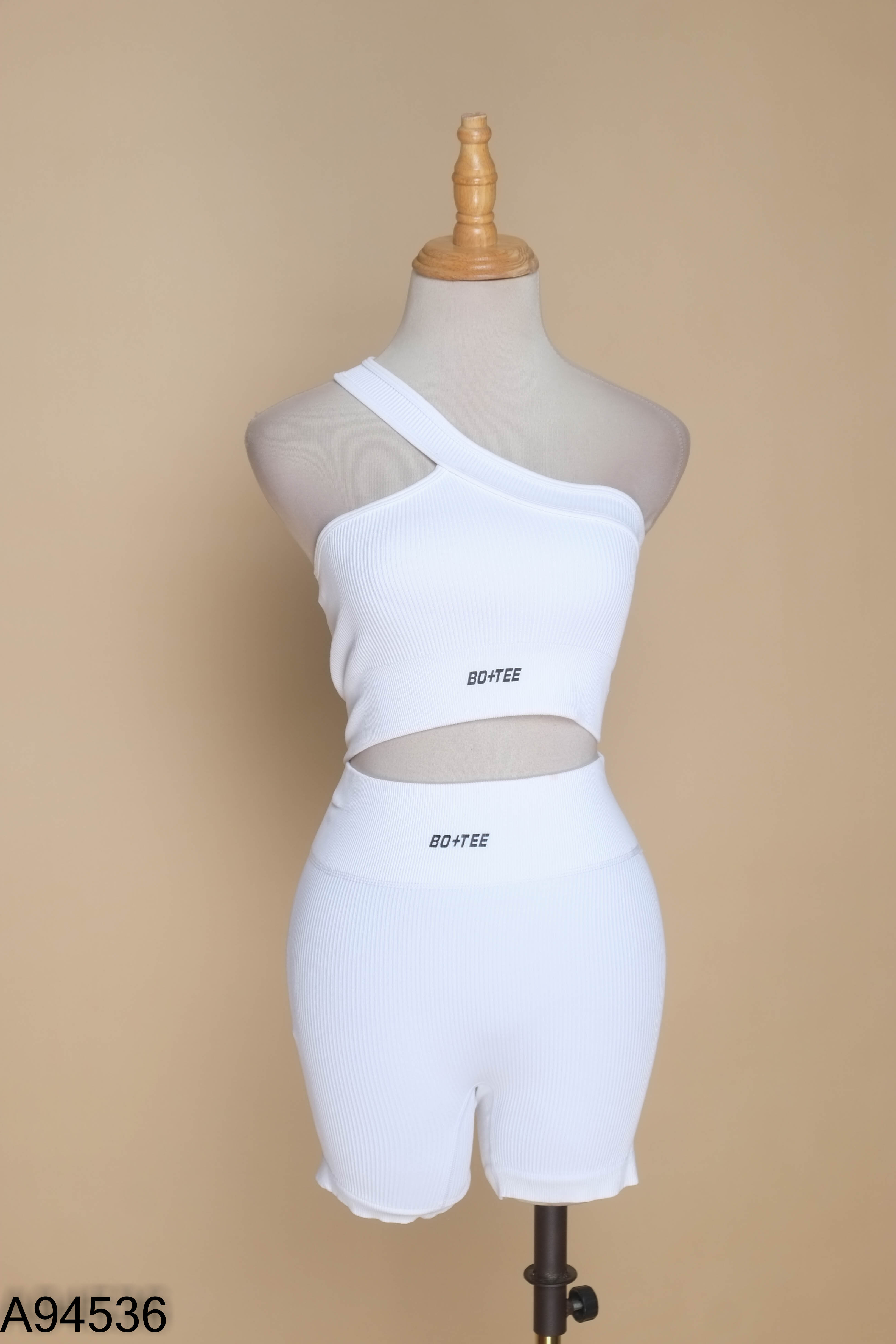 SET Đồ tập Áo trắng BOTEE + Quần trắng